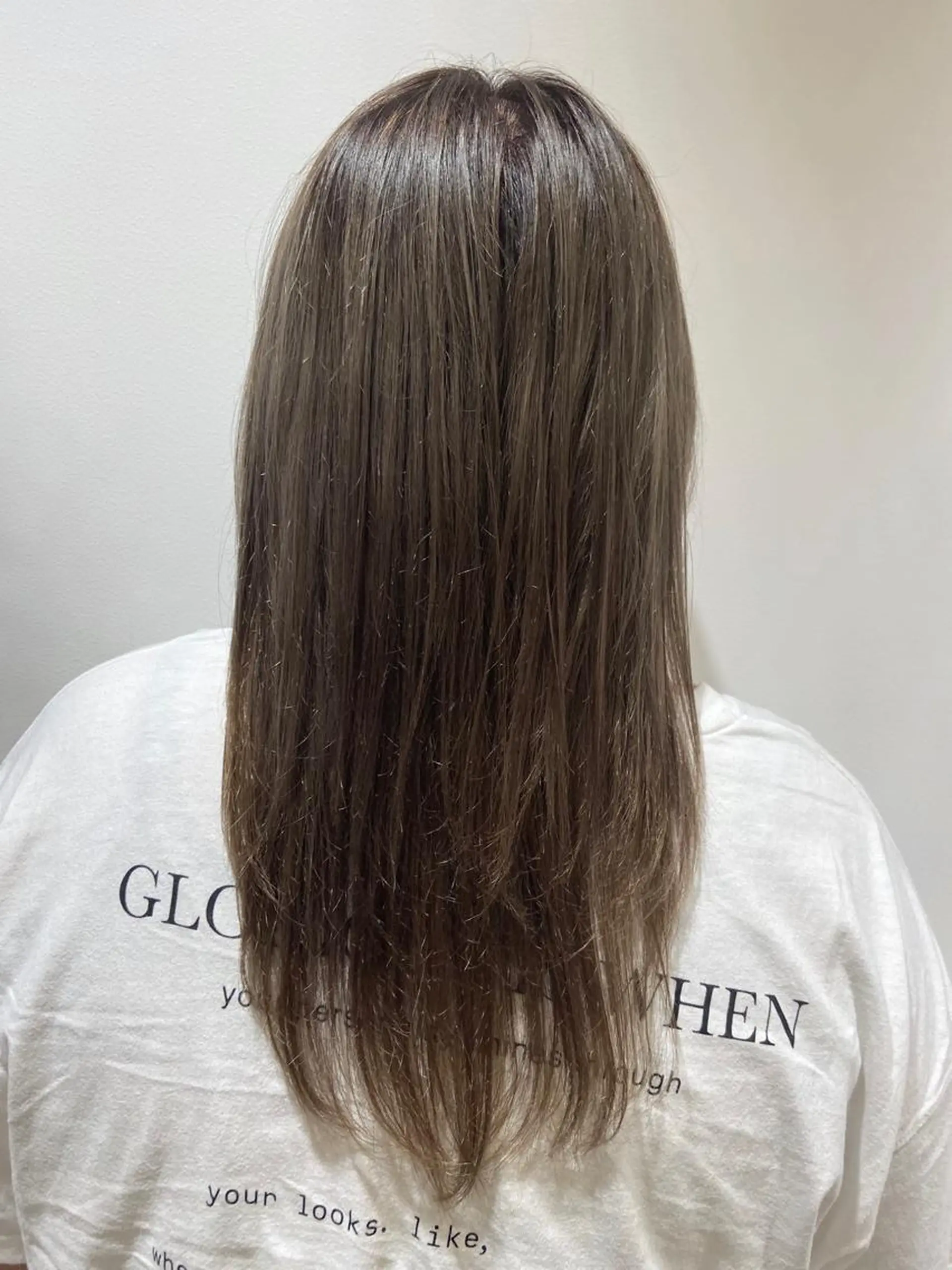 セミロング カラー ヘアカラー 🐺ウルフ/レイヤー 似合わせ‎🤍沙羅のヘアスタイル