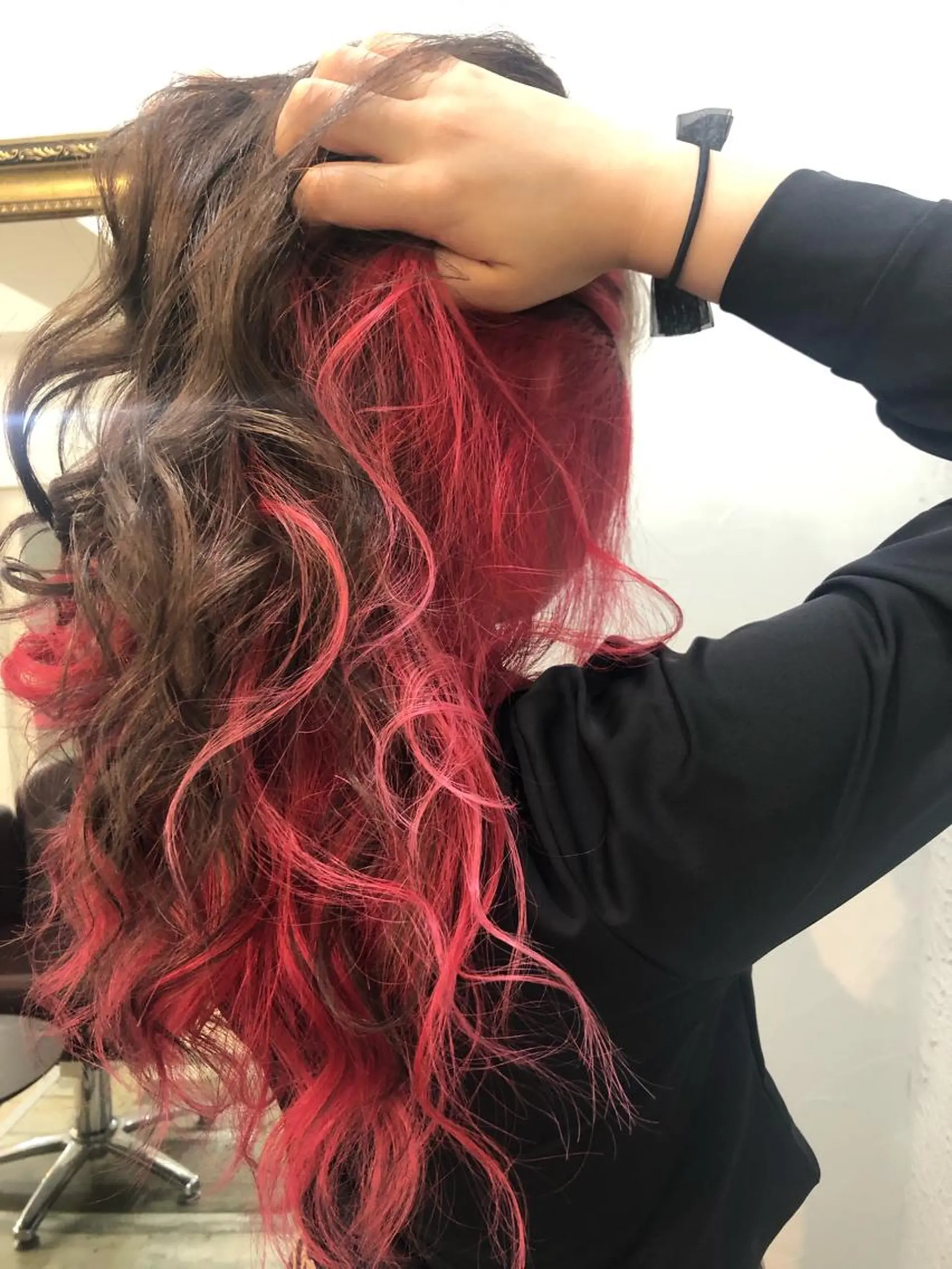 ロング カラー ヘアカラー Lovis moa 〘国分　かな〙のヘアスタイル