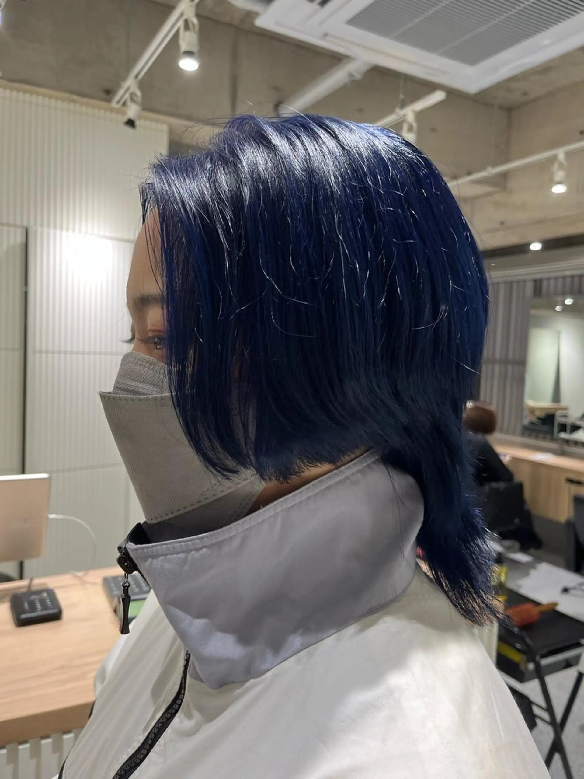 ショート カラー ブリーチ ブルーカラー イルミナカラー 大泉学園 CHISATO🐥のヘアスタイル