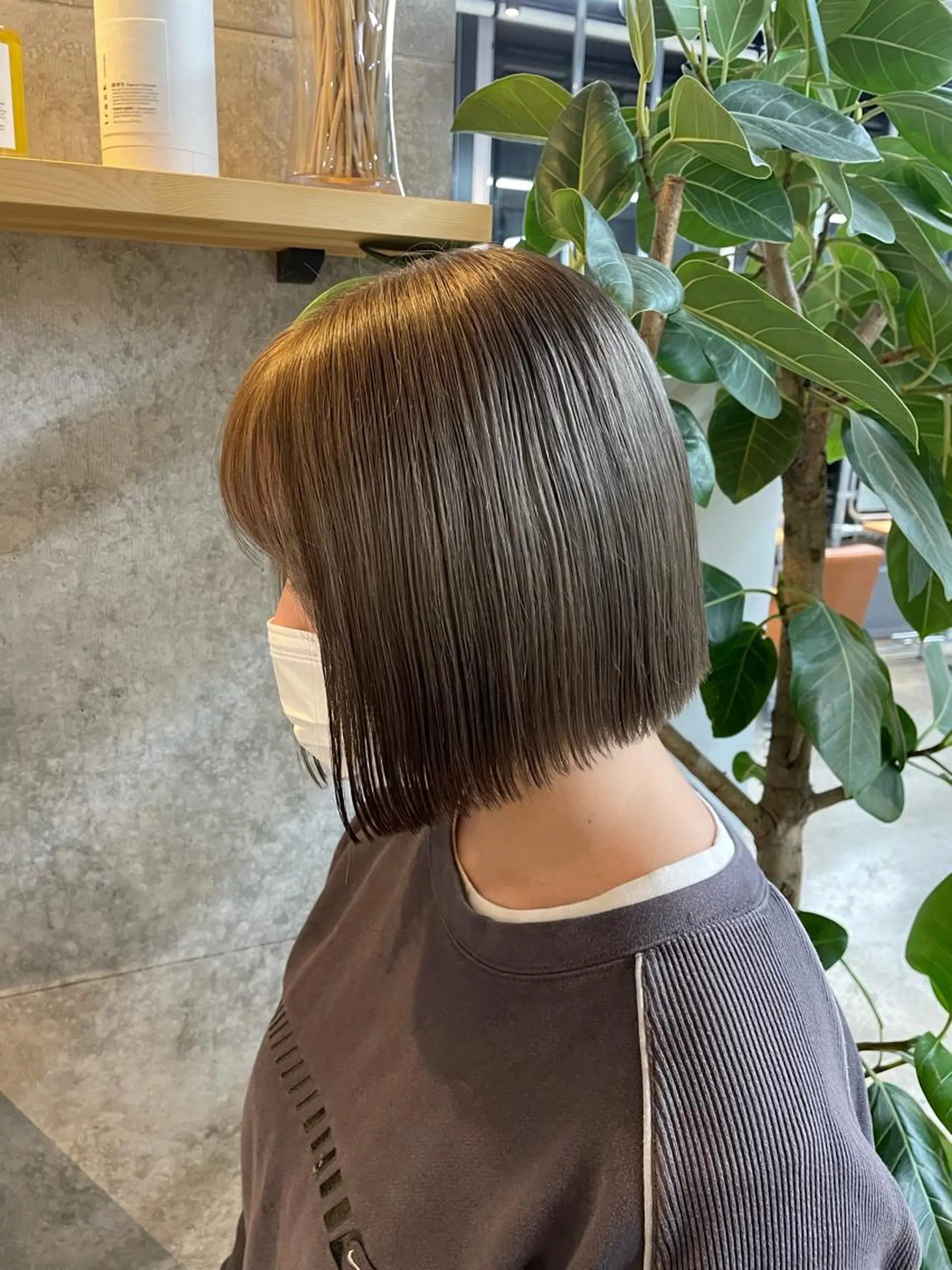 ミディアム カラー ヘアカラー トリートメント yuika .のヘアスタイル