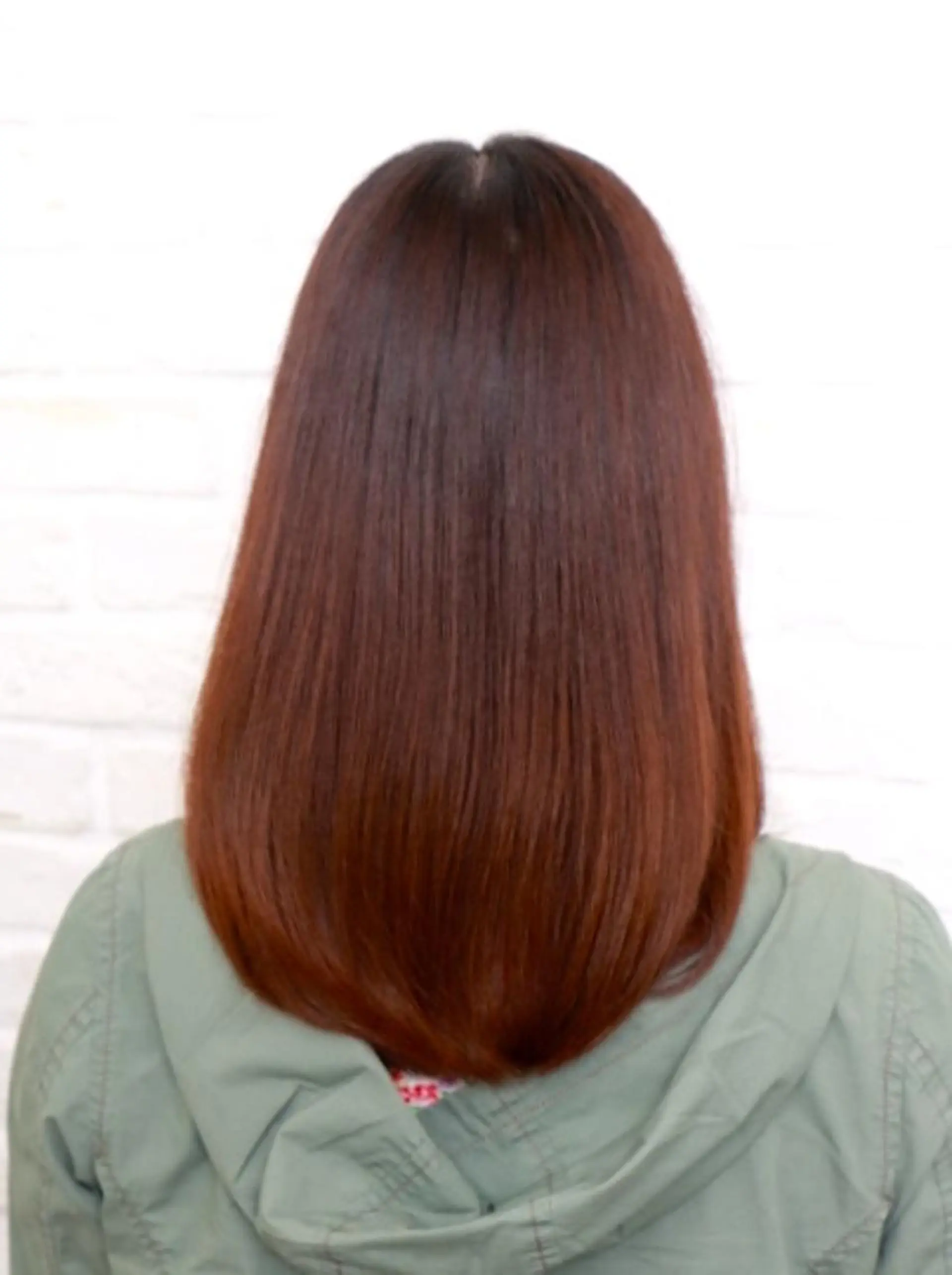 カラー 下池 紗加のヘアスタイル