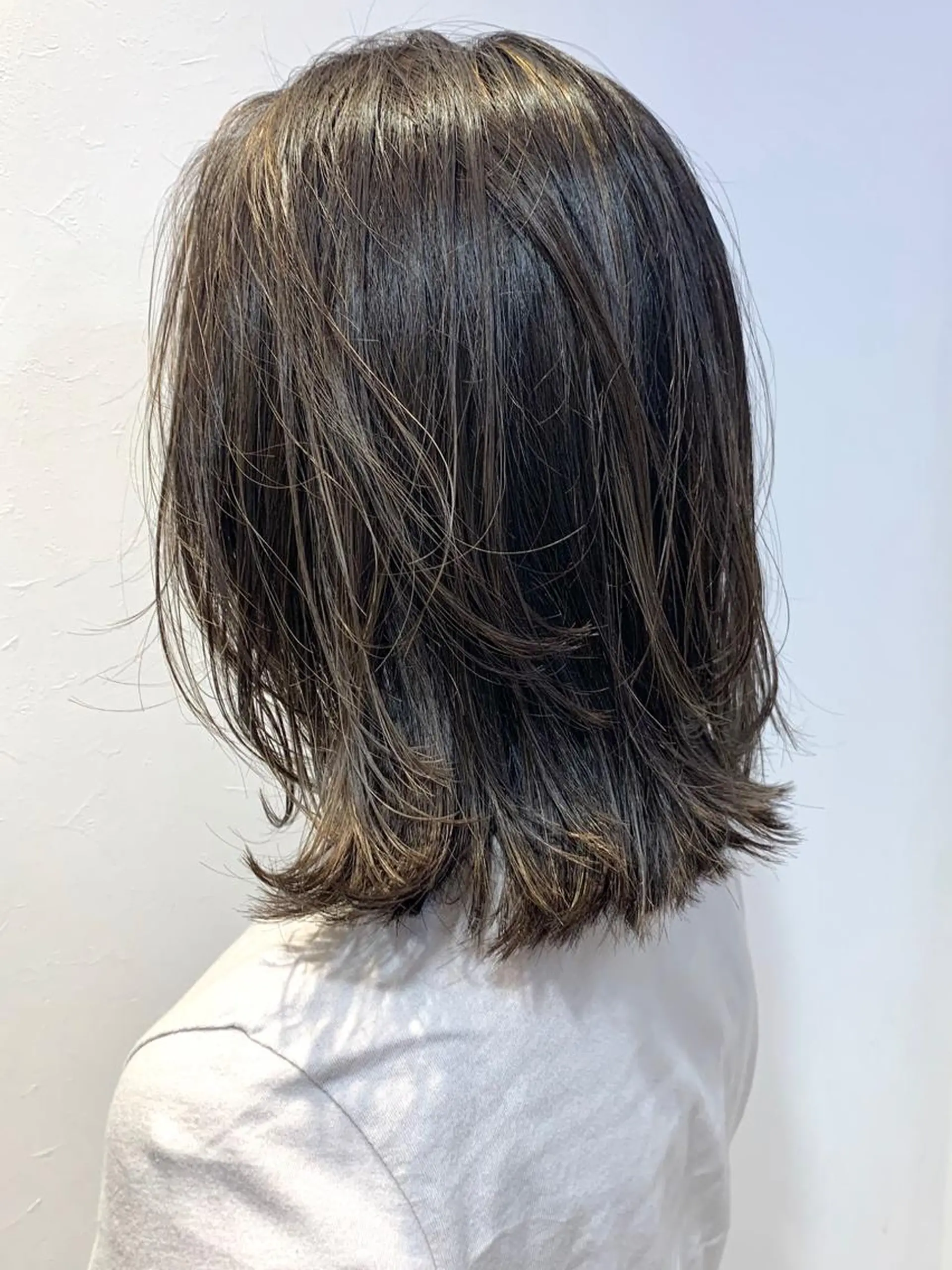 ミディアム カラー ハイライトカラー ハイライト ヘアカラー iet.所属・ウルフ/ボブ/耳ツボ ジュエリー◎ricoのヘアスタイル