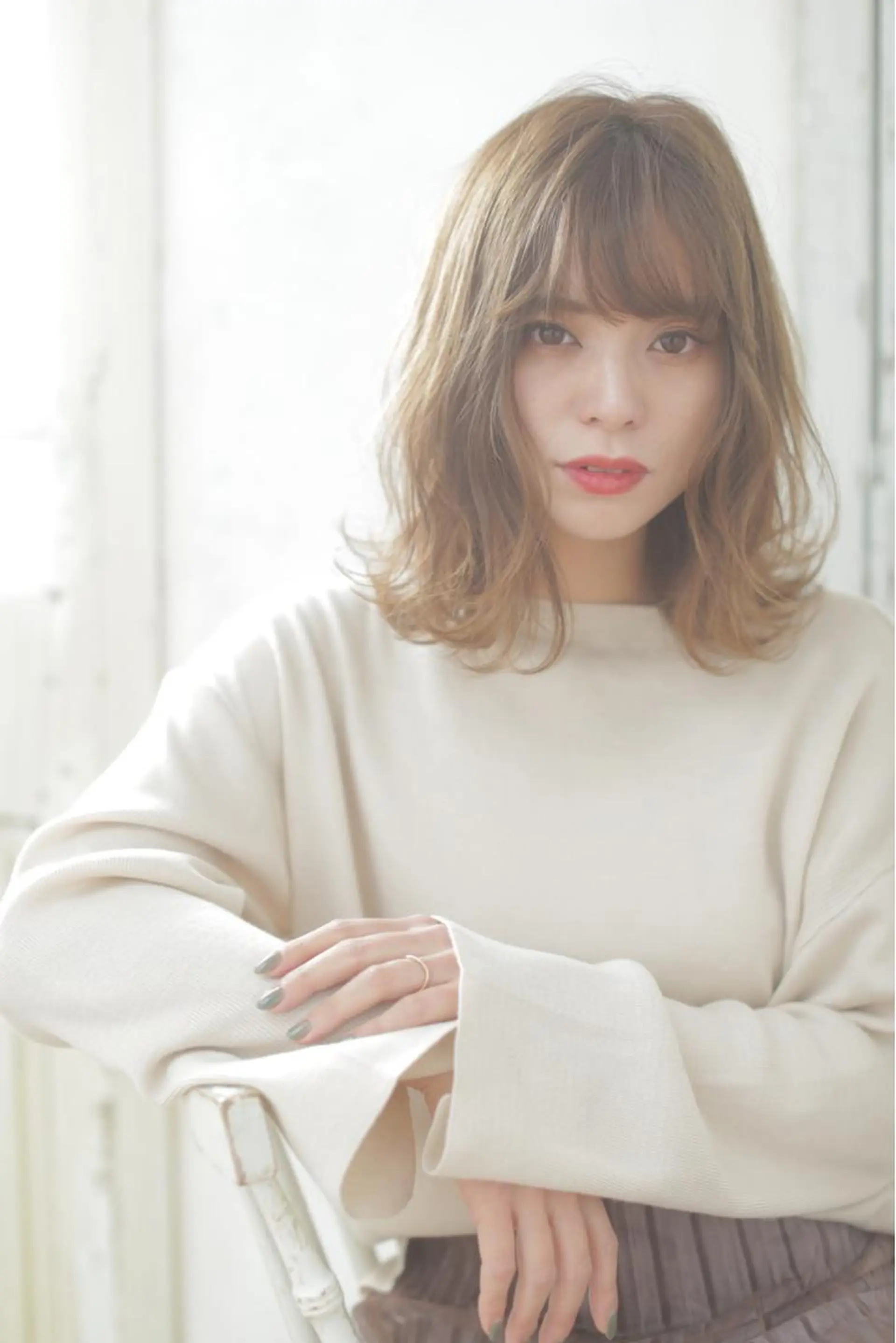 ミディアム カラー ヘアアレンジ ベージュカラー ボブ Lee 甲子園のヘアスタイル