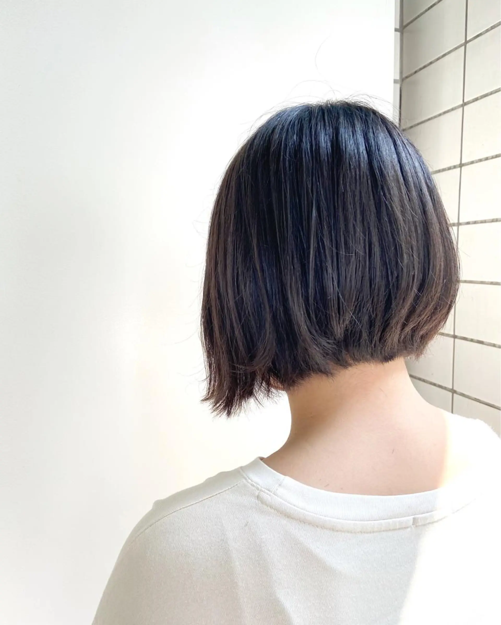 ミディアム 30代からの大人 ショートのヘアスタイル