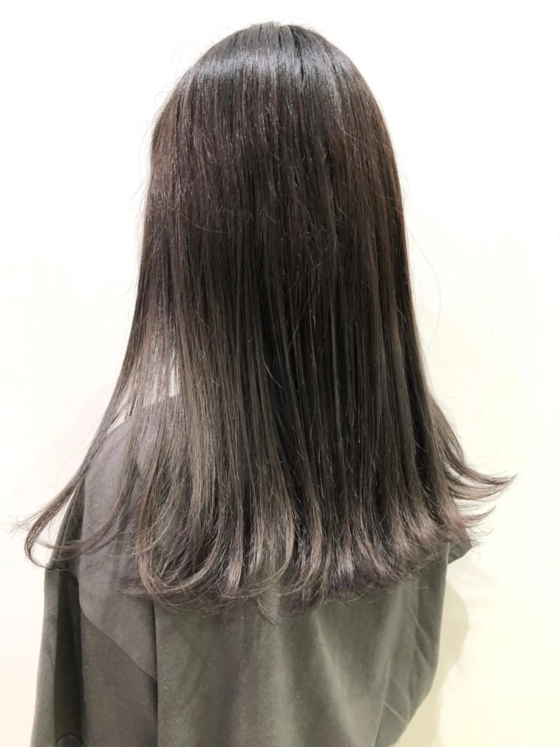 ロング 日野・八王子縮毛矯正 ワタナベリョウマのヘアスタイル