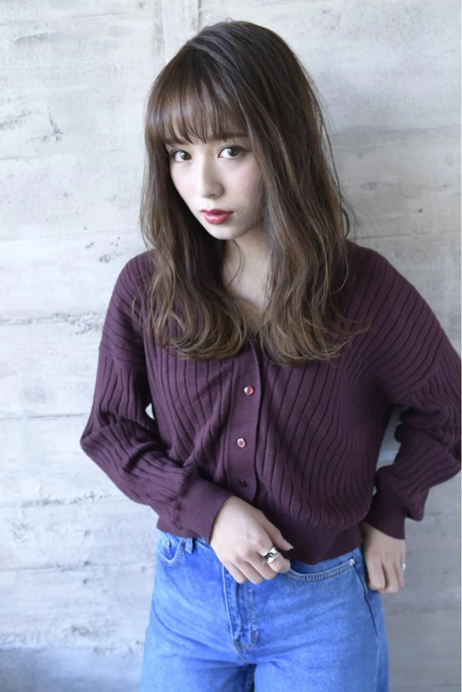 セミロング KAMIGAMI所属・KAMIGAMI SAKAEのヘアスタイル