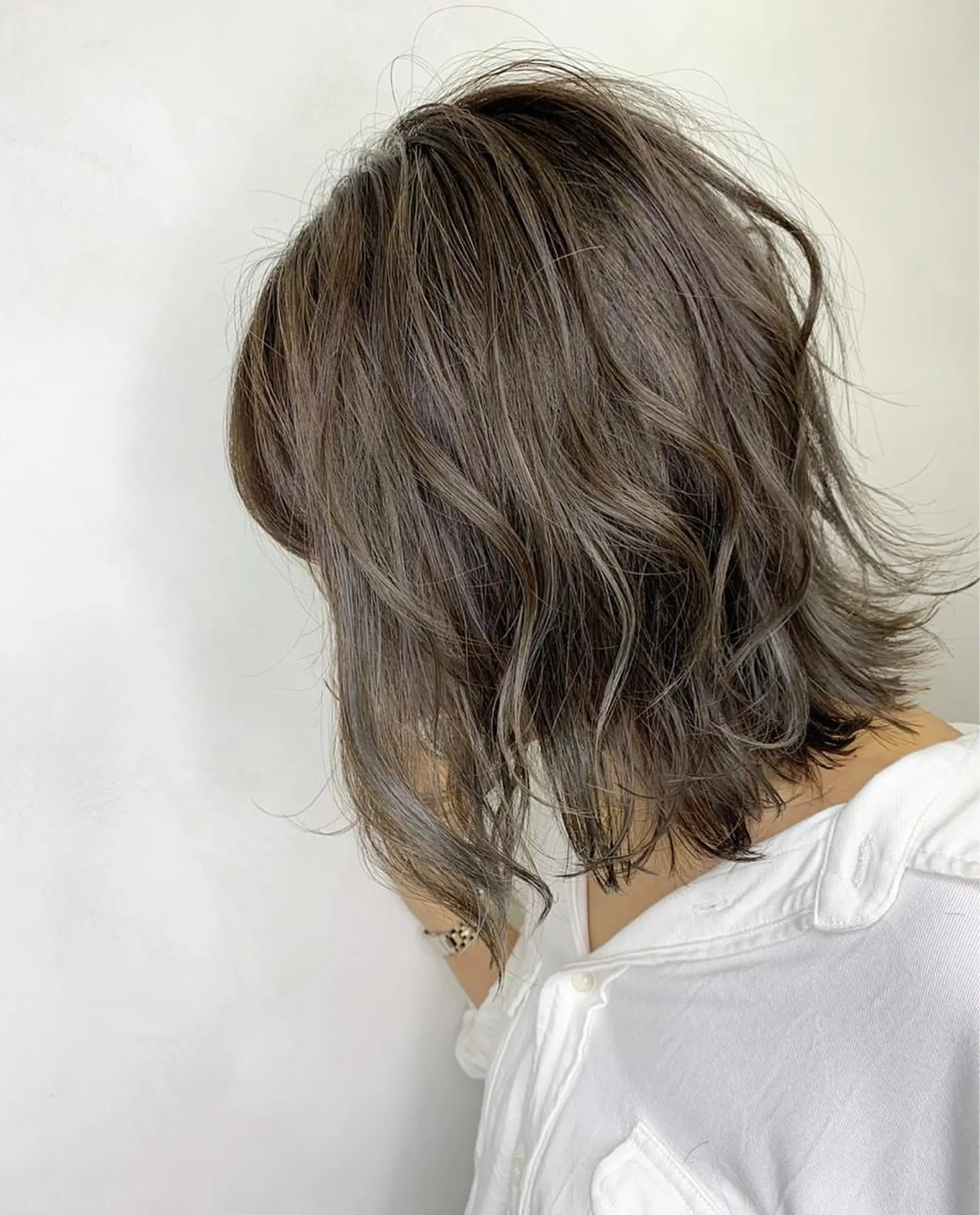 セミロング カラー ハイライトカラー ハイライト カット ヘアカラー トリートメント AUBE HAIRazul吉祥寺所属・髪質改善✨幹細胞✨ ウルツヤ🌈清水　祥のヘアスタイル