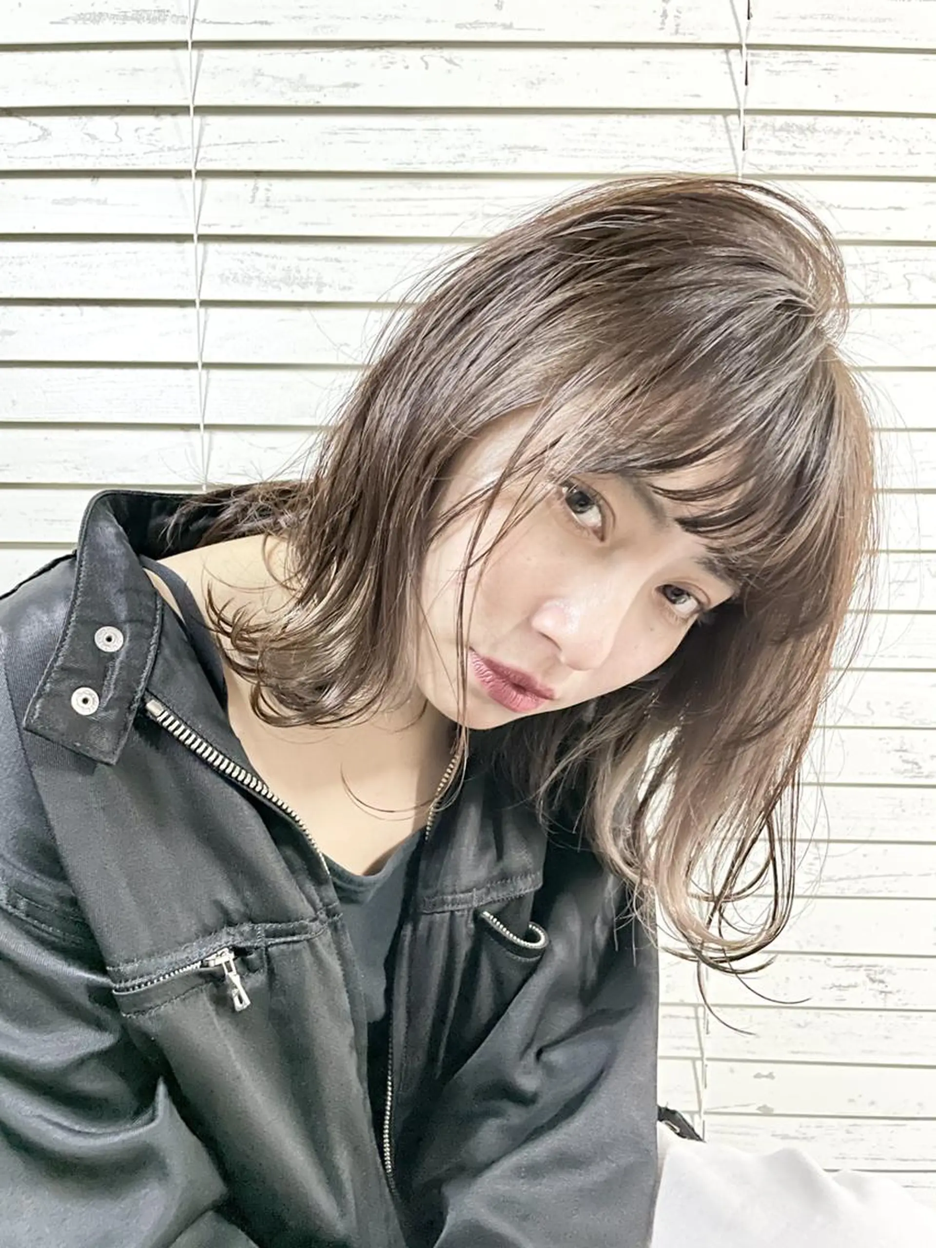 ミディアム カラー カット ヘアカラー NEOLIVE ROAのヘアスタイル