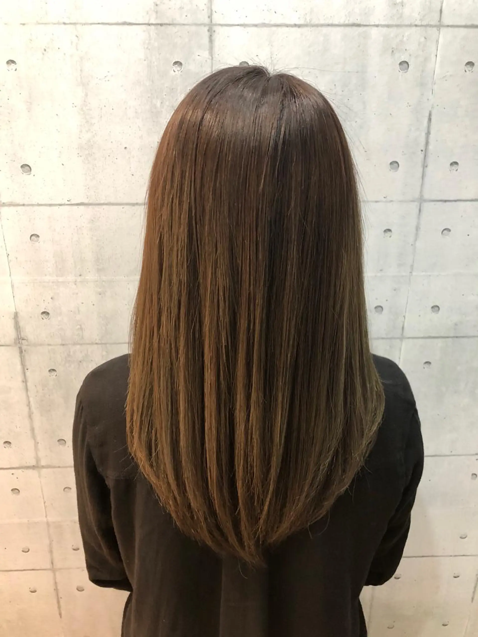 ロング カラー イルミナカラー 金沢 広美のヘアスタイル