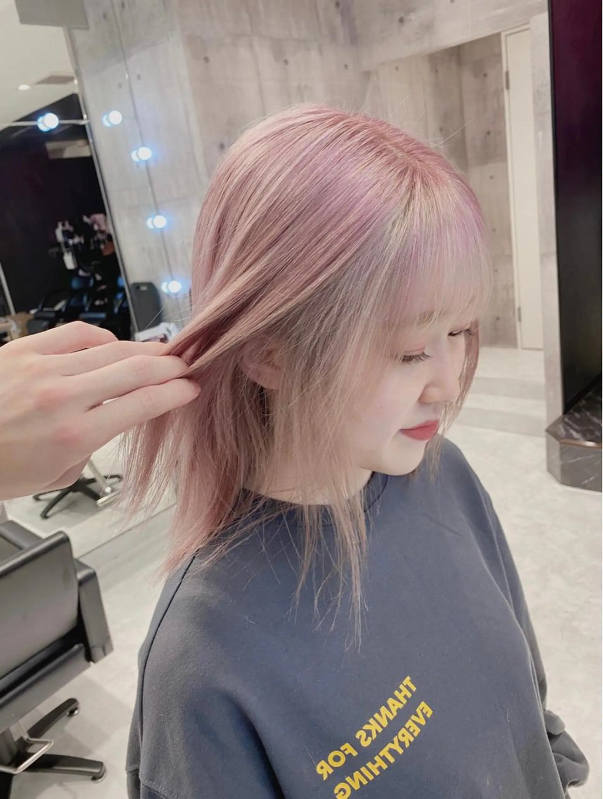 ミディアム カラー ヘアアレンジ ヘアカラー トリートメント ヘアセット 韓国ヘア🦋 Nanaka🦋のヘアスタイル