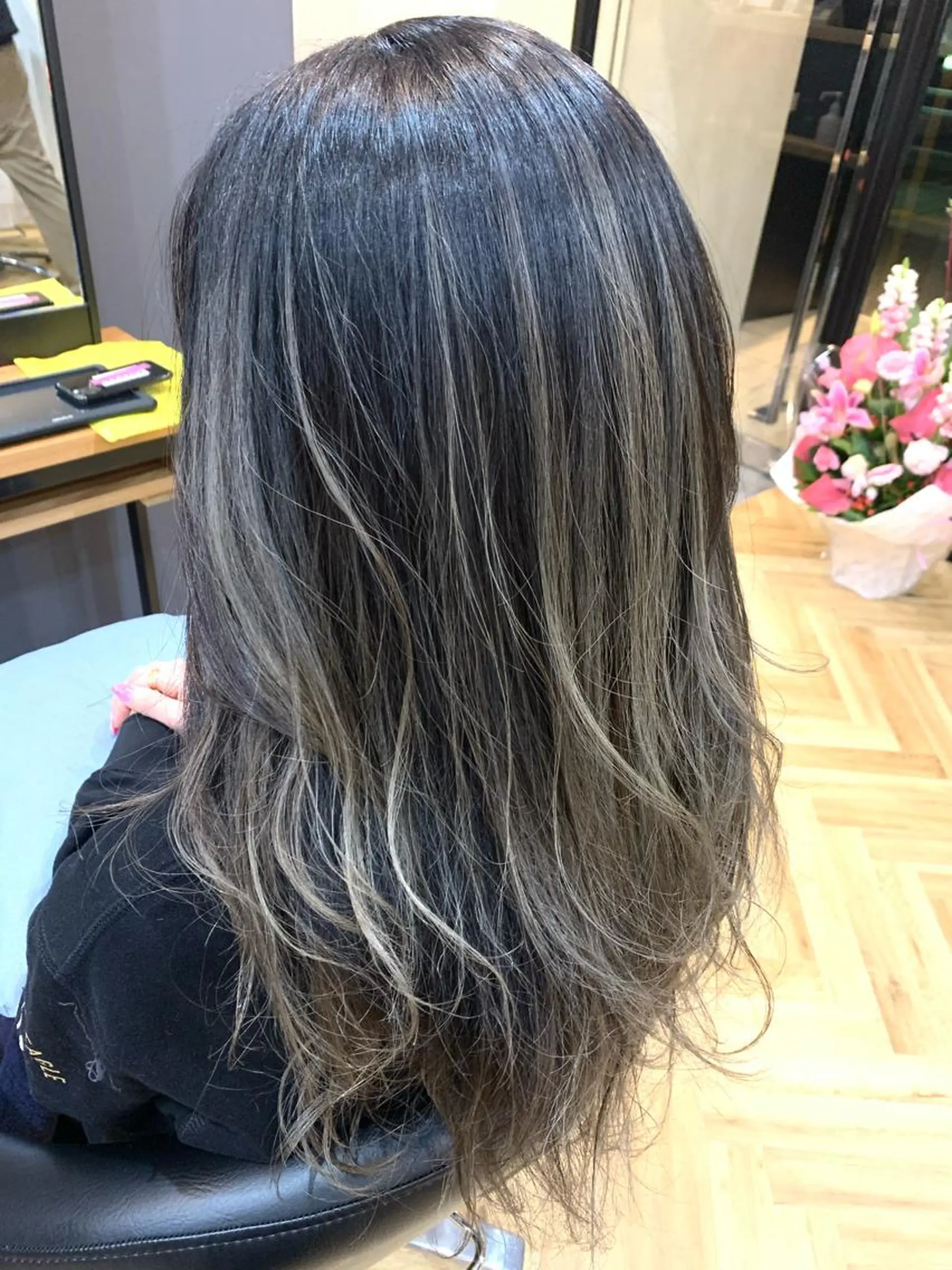 ロング 田丸 なつみのヘアスタイル