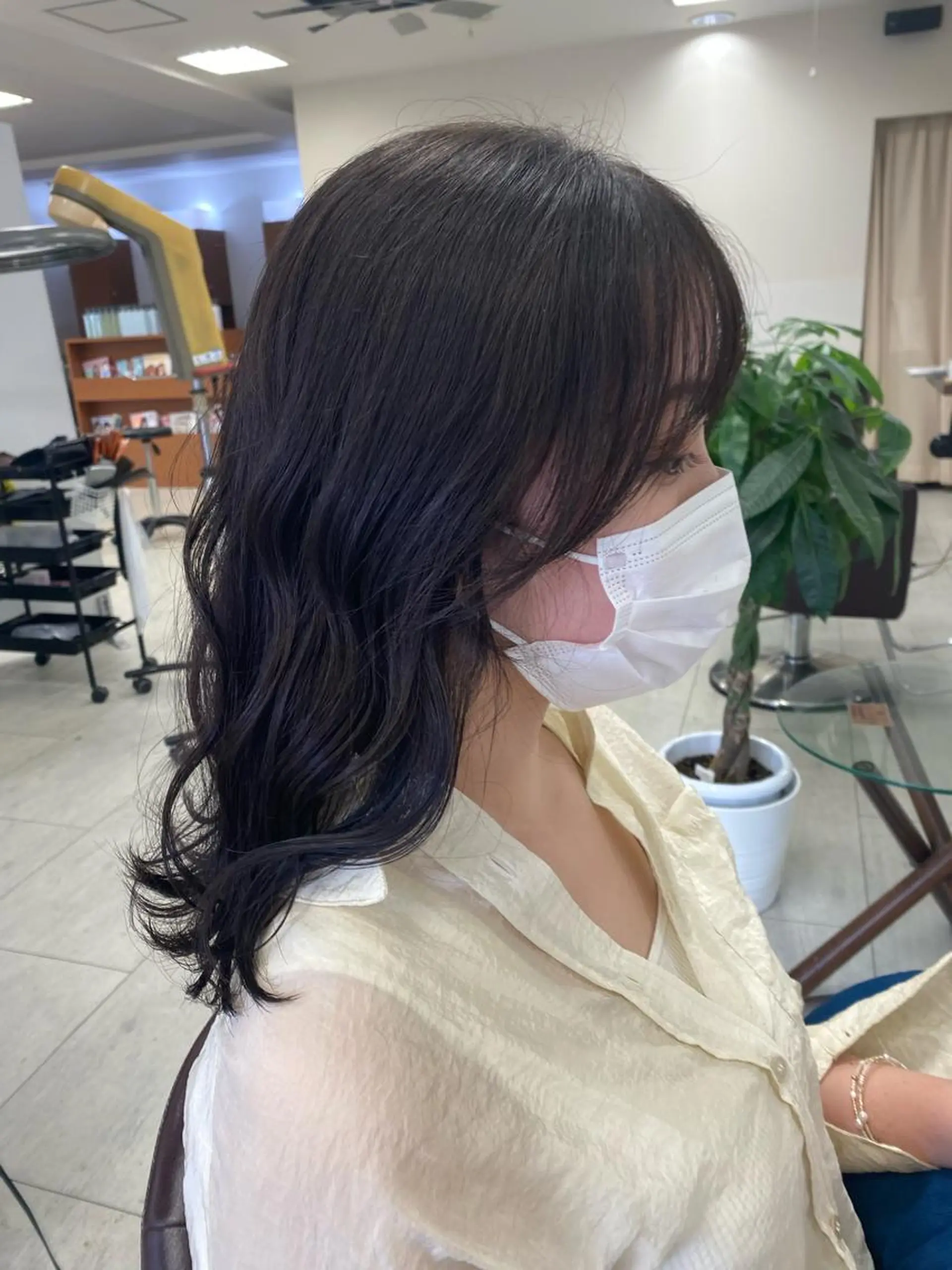 セミロング カット トリートメント 月野涼風 /レイヤーカットのヘアスタイル