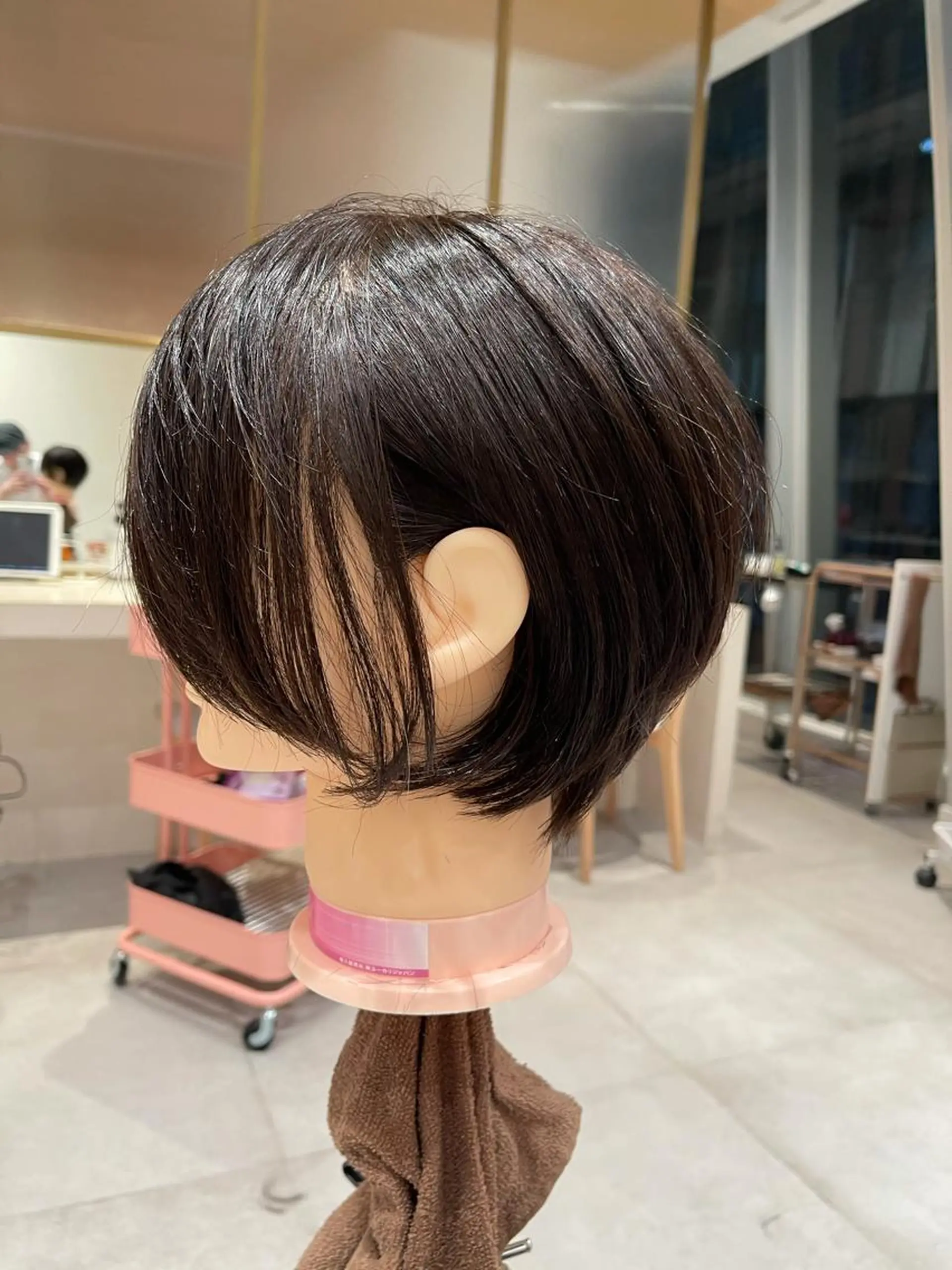 ショート ショートヘア ボブパーマ ウルフパーマのヘアスタイル
