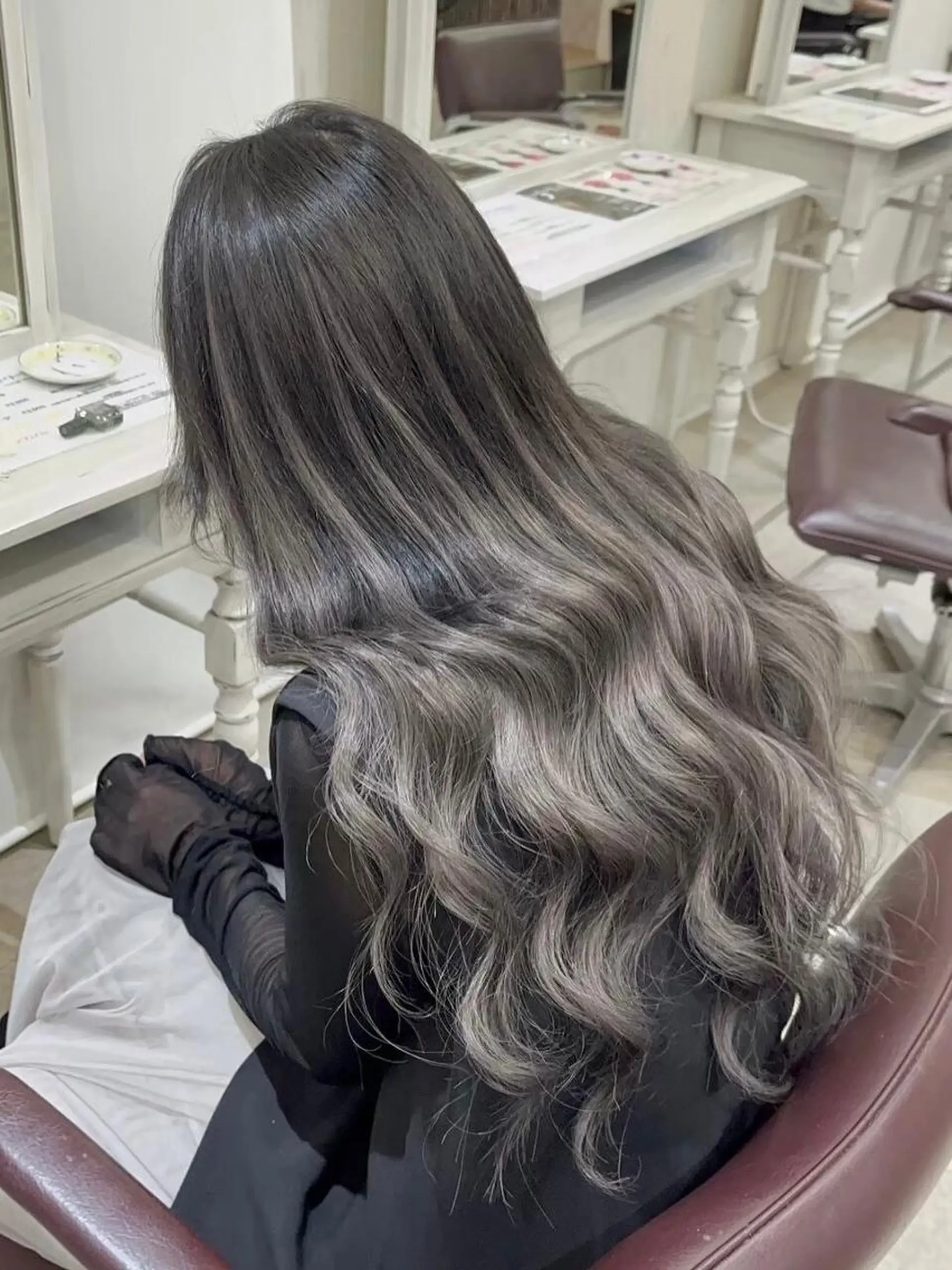 ロング ヘアアレンジ カラー レミーエクステ大阪 Device梅田のヘアスタイル