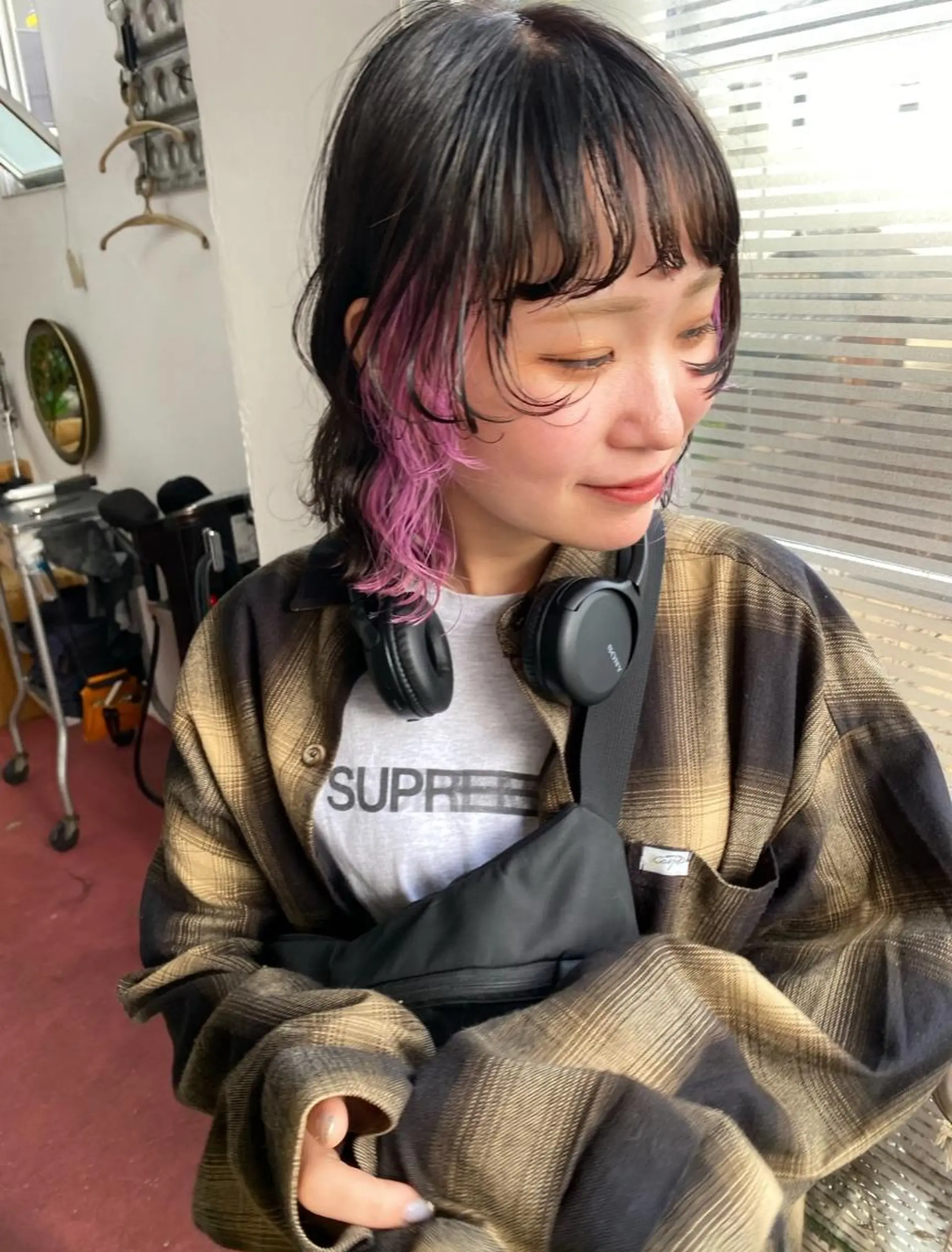 ミディアム カラー カット ヘアカラー トリートメント qiie/天神・大名 インナーカラーのヘアスタイル