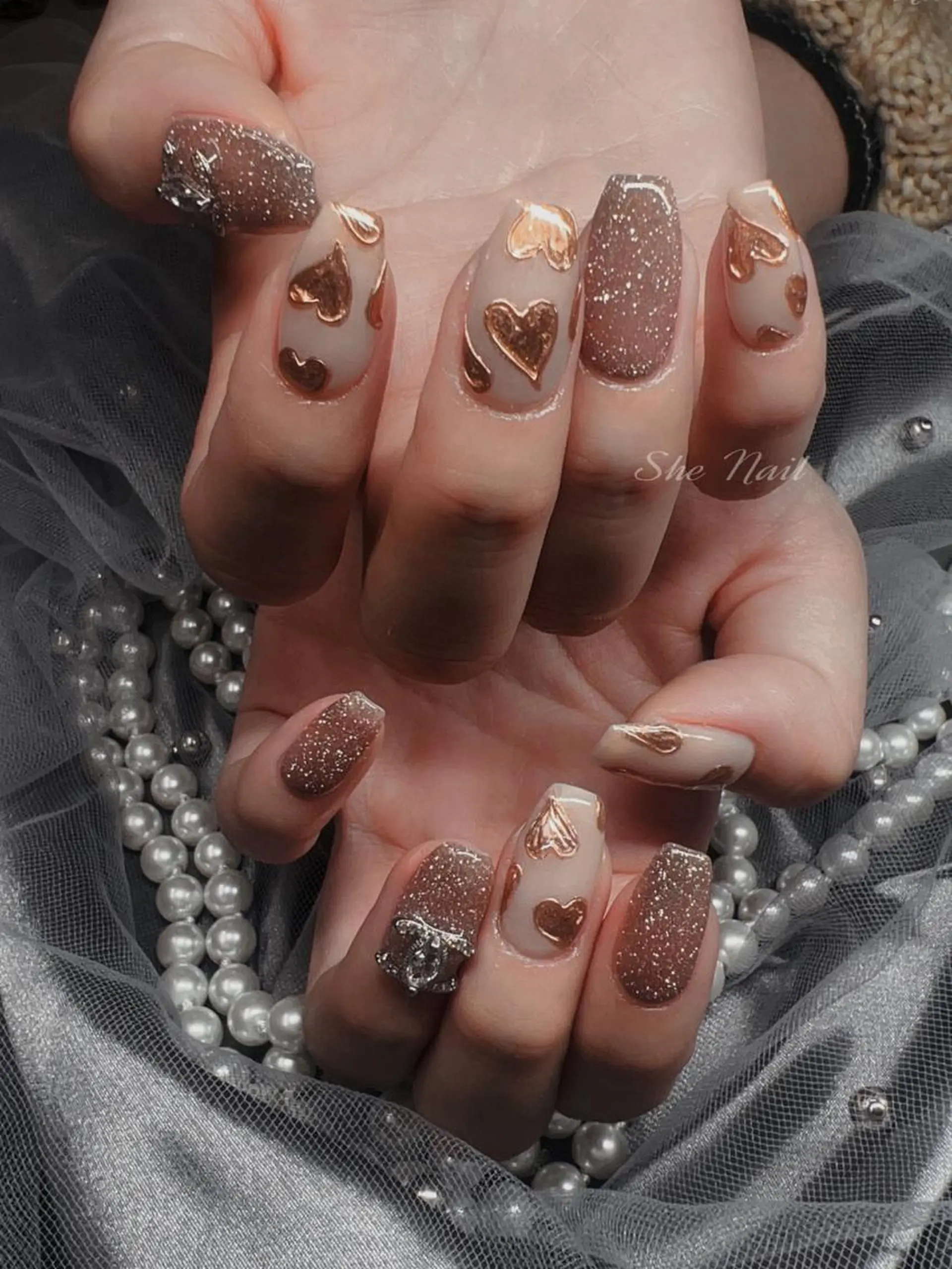 ネイル チークネイル 長さ出し マグネットネイル 持ち込み ワンカラーネイル ハンドネイル She   Nail所属・ISA_ BELLAのネイルデザイン