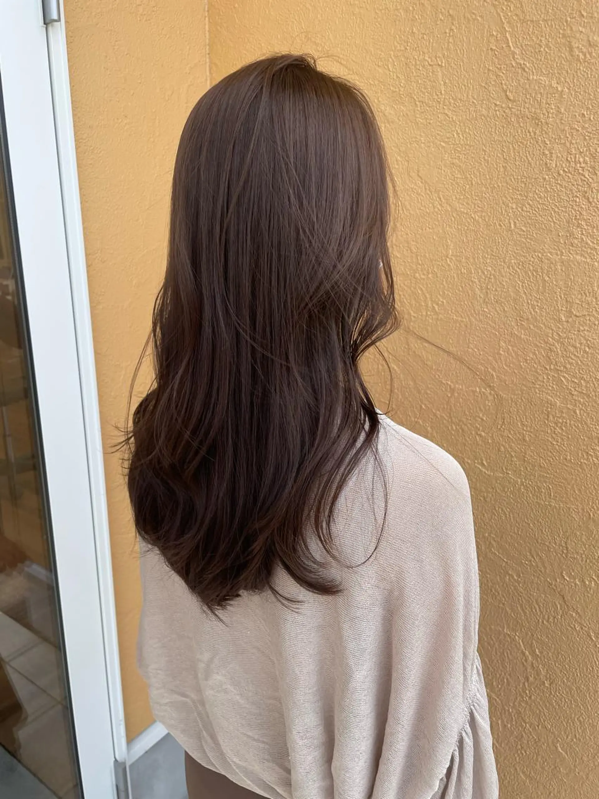 ロング カラー ヘアアレンジ ヘアカラー トリートメント 小倉 愛里のヘアスタイル