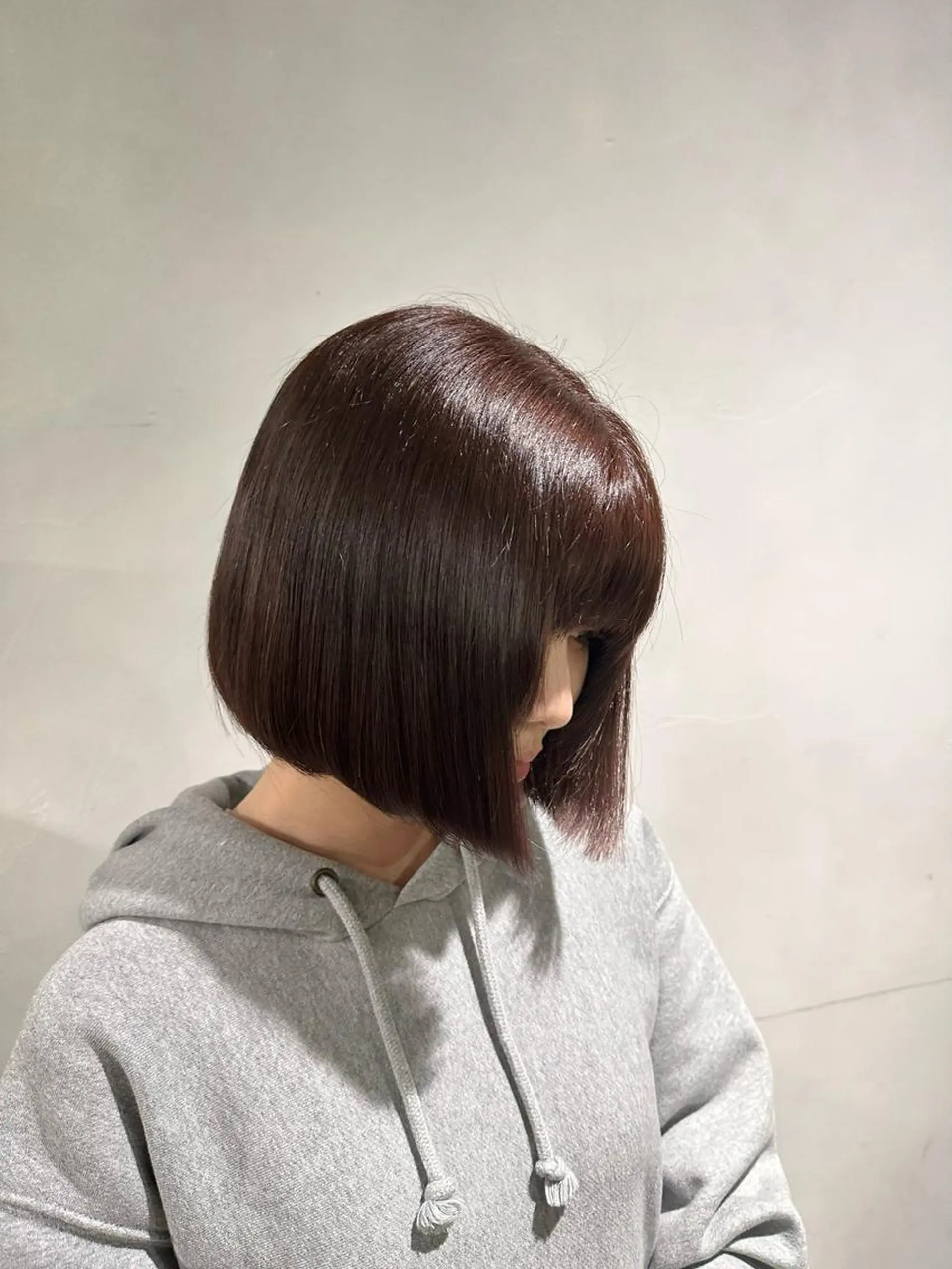 ショート カラー ブラウンカラー ラベンダーカラー ラベンダーブラウン MINAMO 韓国レイヤーのヘアスタイル