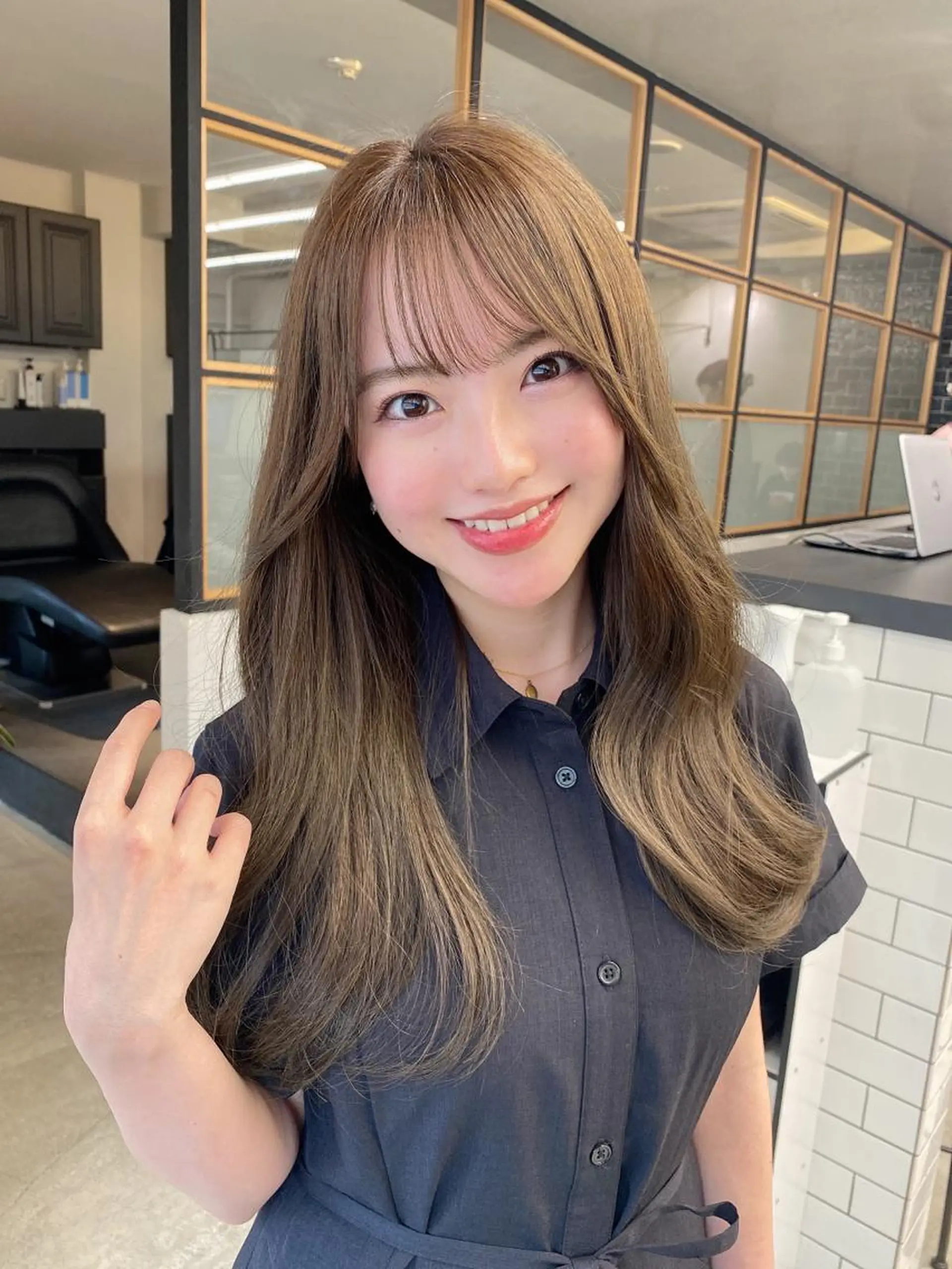 ロング カラー カット ヘアカラー トリートメント ✨大人韓国風レイヤー ✨吉原 潤✨のヘアスタイル
