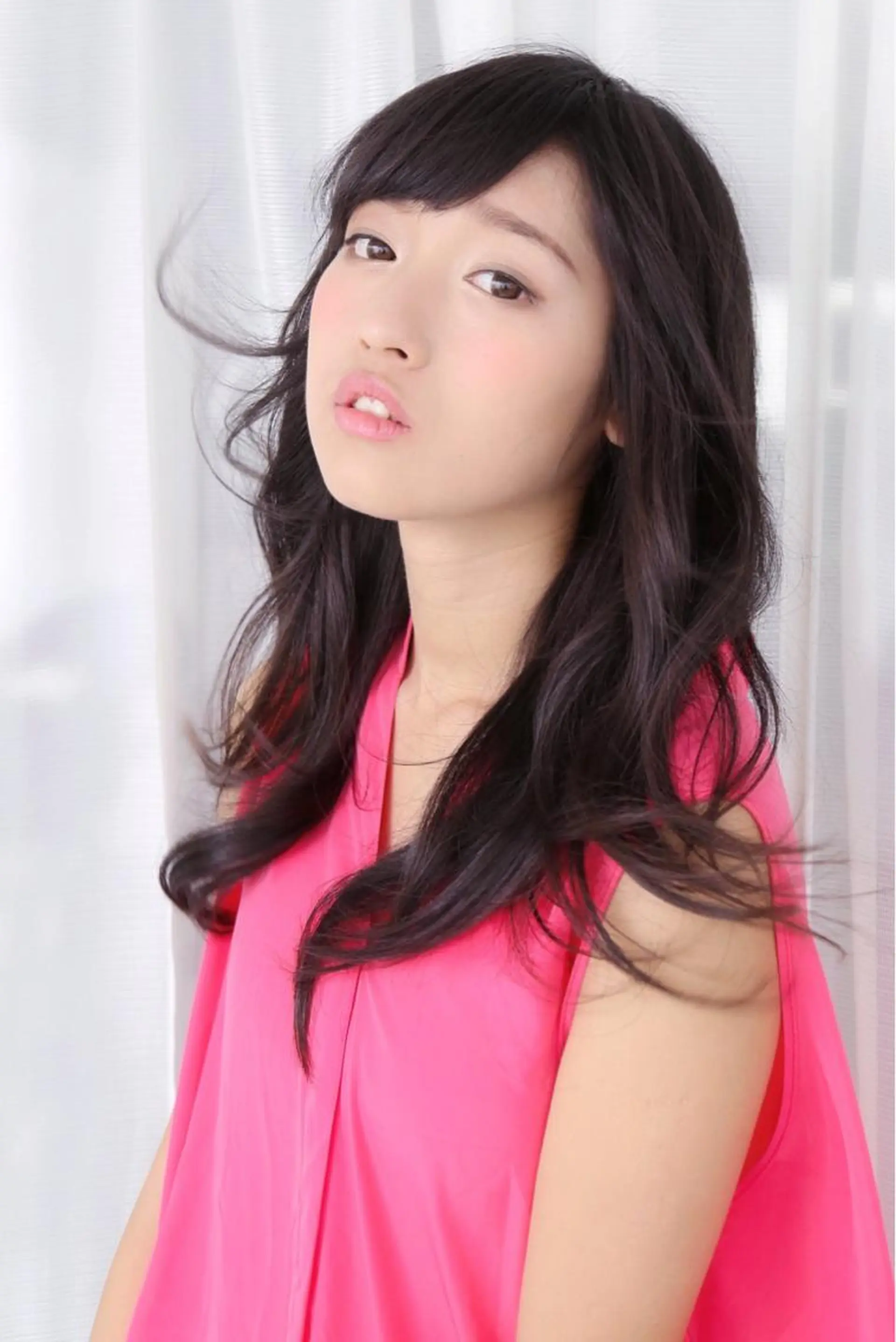 セミロング ロング パーマ WHOLE所属・花井 啓好のヘアスタイル