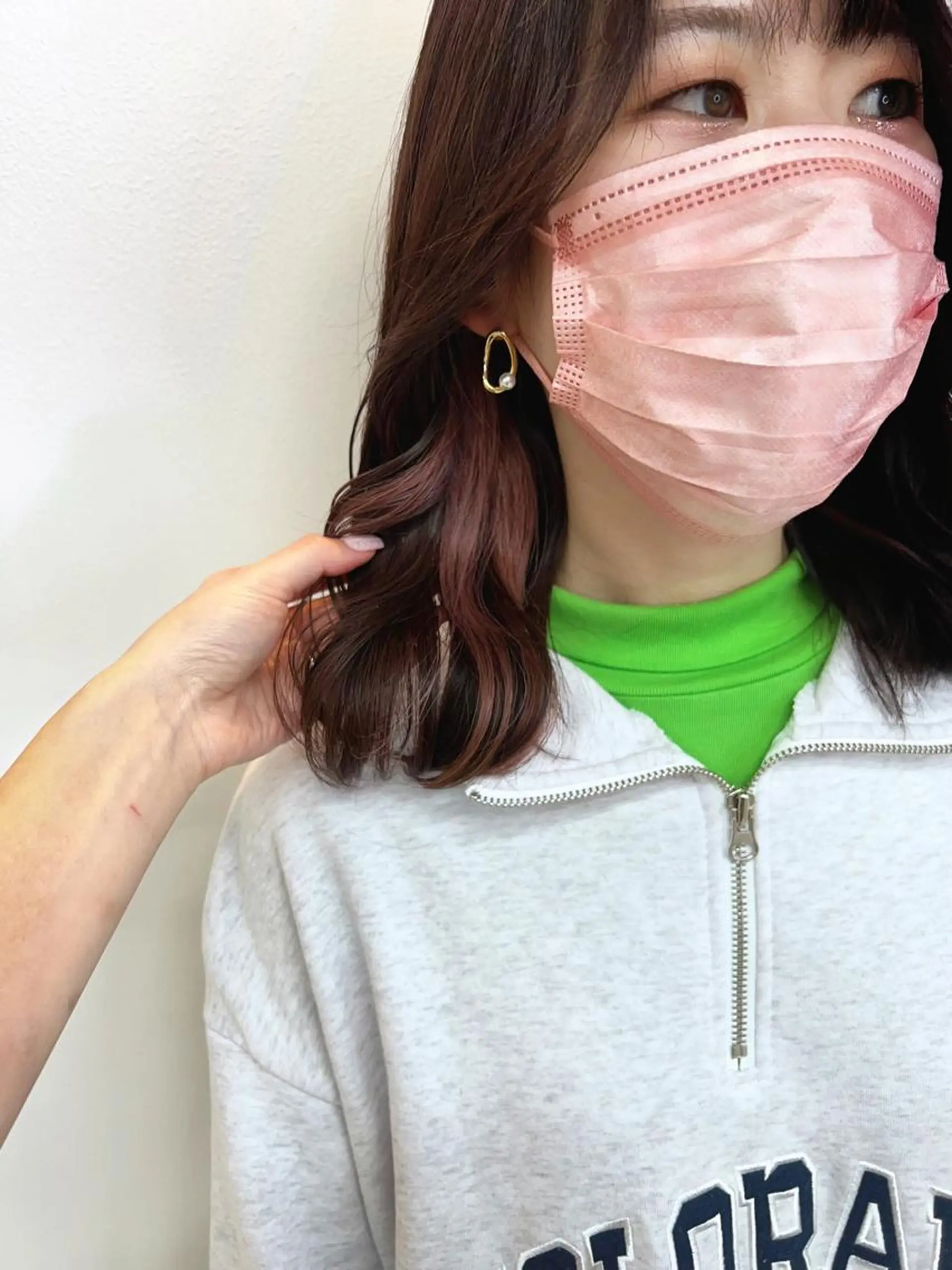 ミディアム カラー ヘアカラー TriumpH天王寺店【ミルボンAujua認定サロン】所属・SAKI🐈‍⬛【 HAPPY届けます】のヘアスタイル