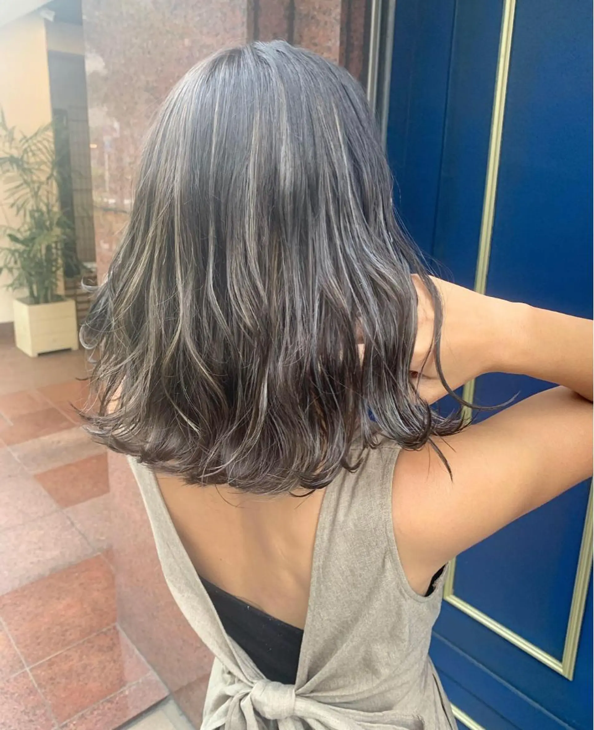 セミロング ハイライト カット ヘアカラー トリートメント 💎清水隆宏💎 TOPSTYLISTのヘアスタイル