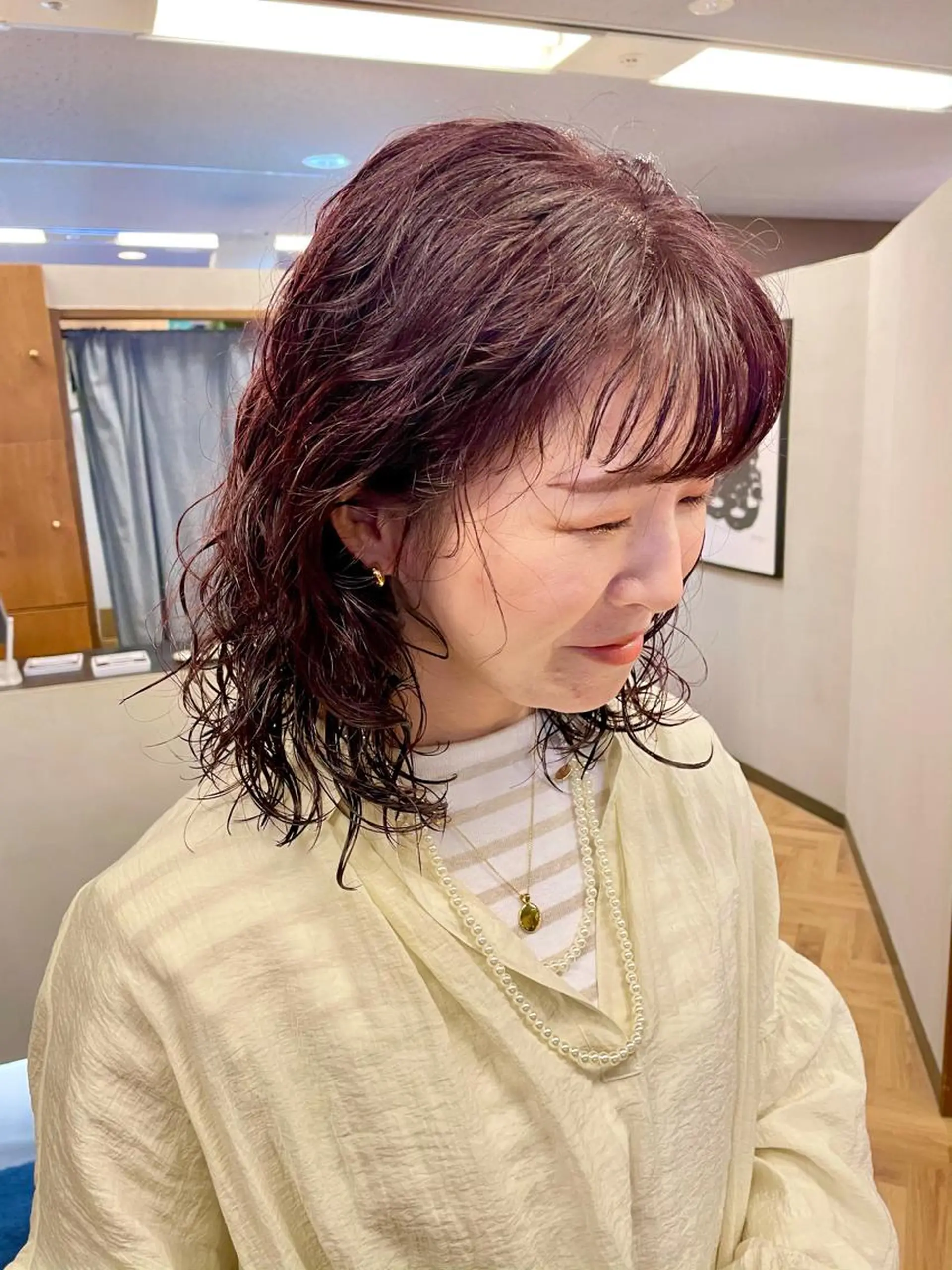 ミディアム カラー パーマ ピンクカラー カット ヘアカラー トリートメント tatsumi/ボブ ウルフ/レイヤーのヘアスタイル