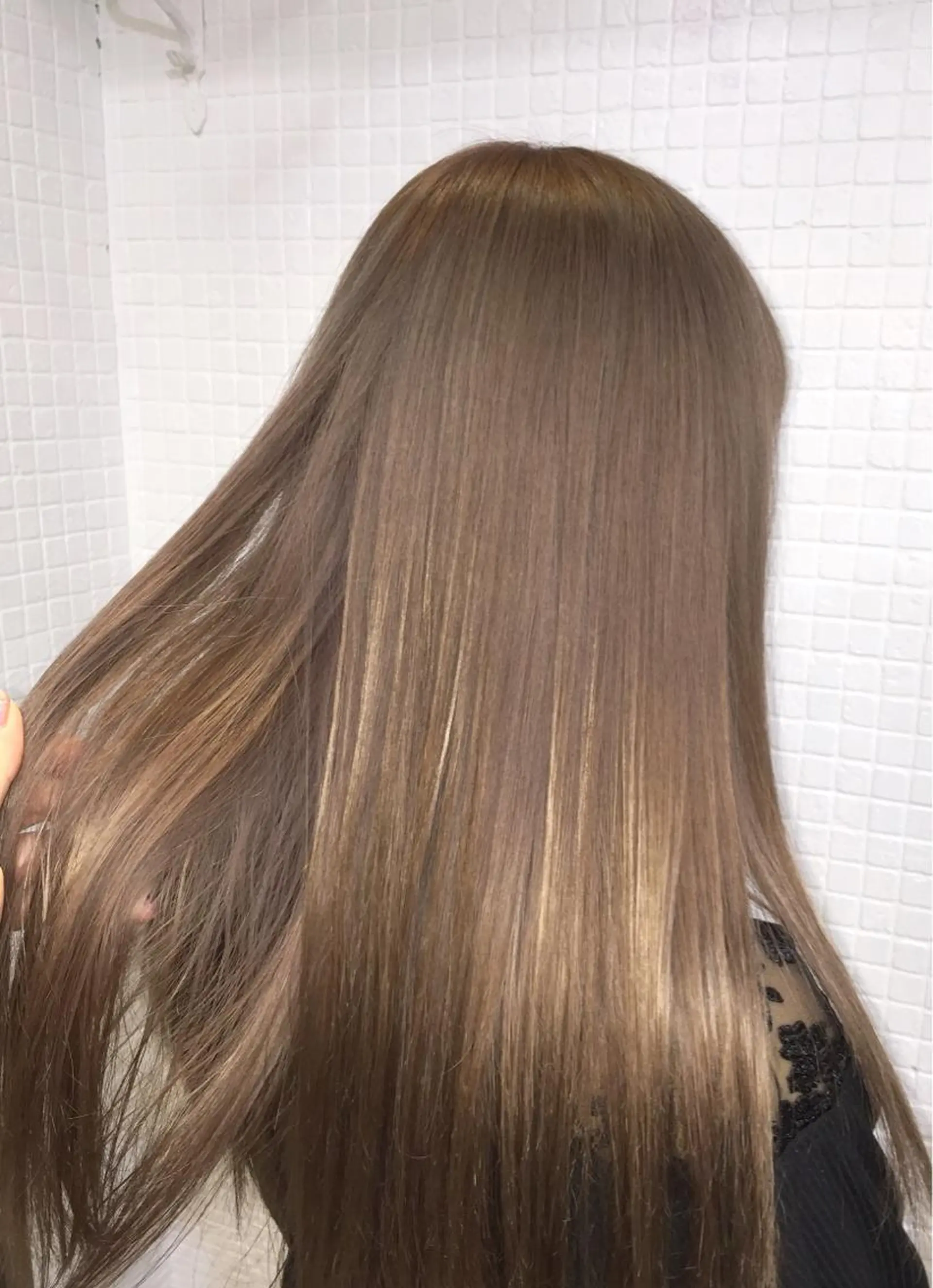 ロング L'wis所属・🪄🫧ハイトーン/ 乙津茜🐰L'wisのヘアスタイル