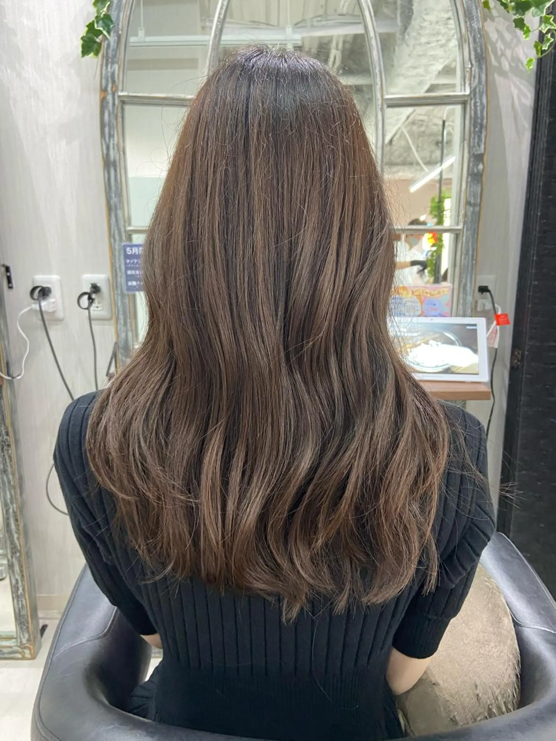 ロング カットパーマ✂️ 小坂田玲亜のヘアスタイル