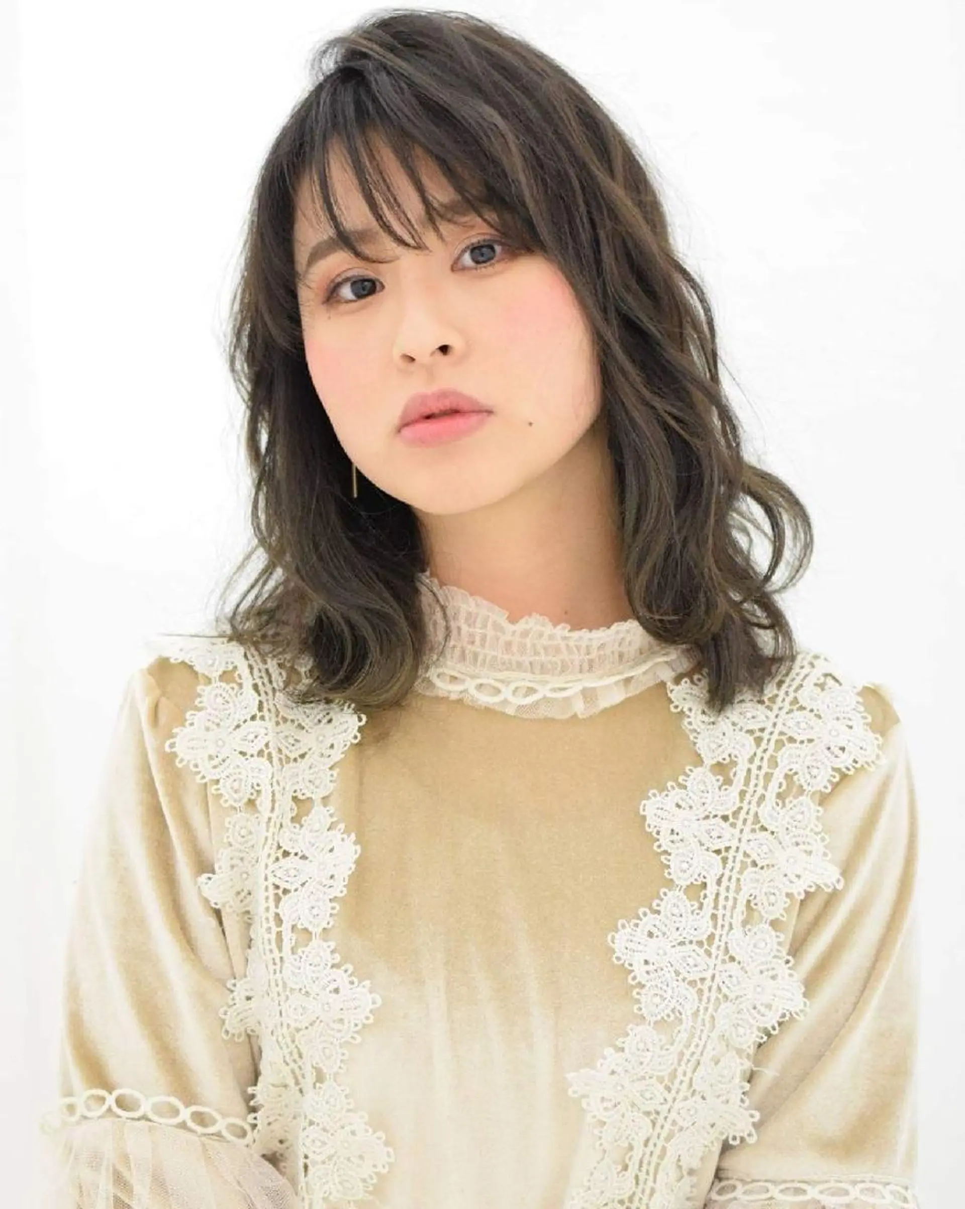 ミディアム カット 鈴木 貴之のヘアスタイル