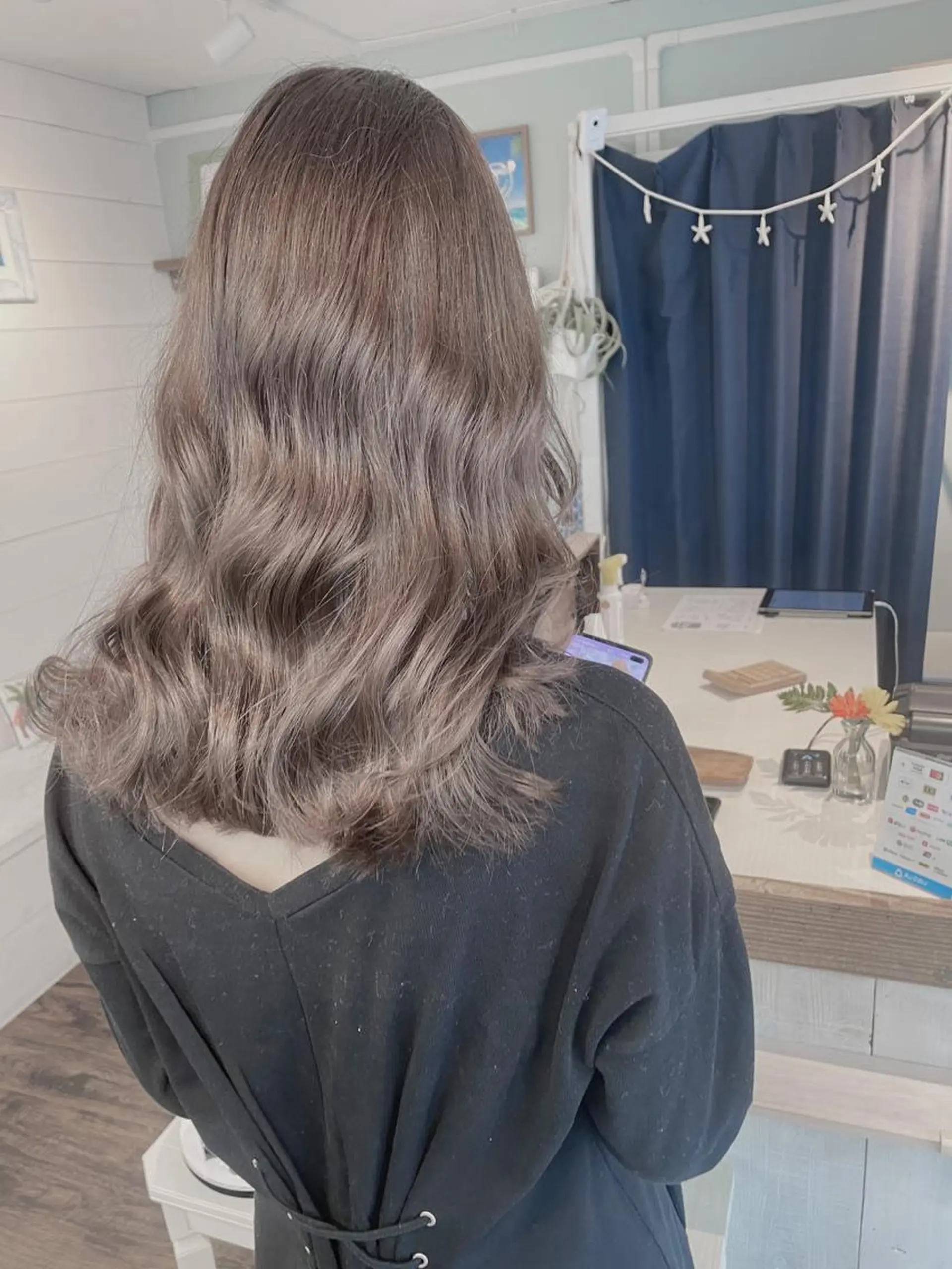 セミロング salowin 原宿店所属・髪質改善ULTOWA 縮毛矯正モリムラのヘアスタイル
