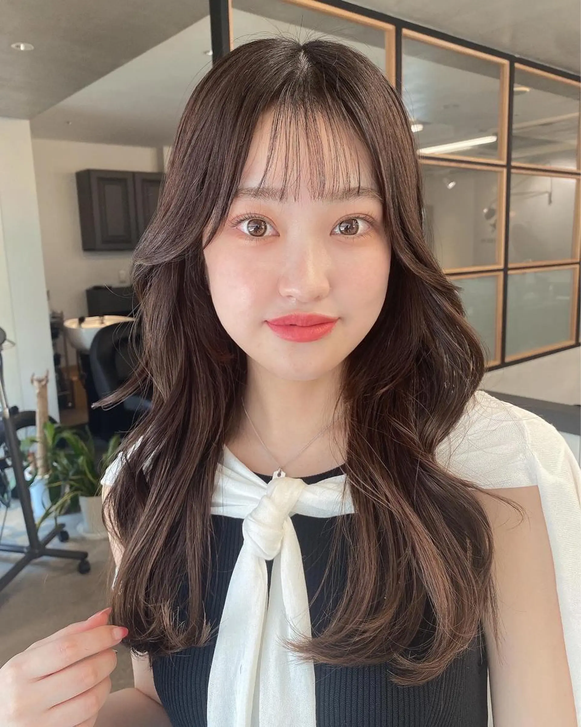 ロング カラー カット ヘアカラー トリートメント ✨大人韓国風レイヤー ✨吉原 潤✨のヘアスタイル