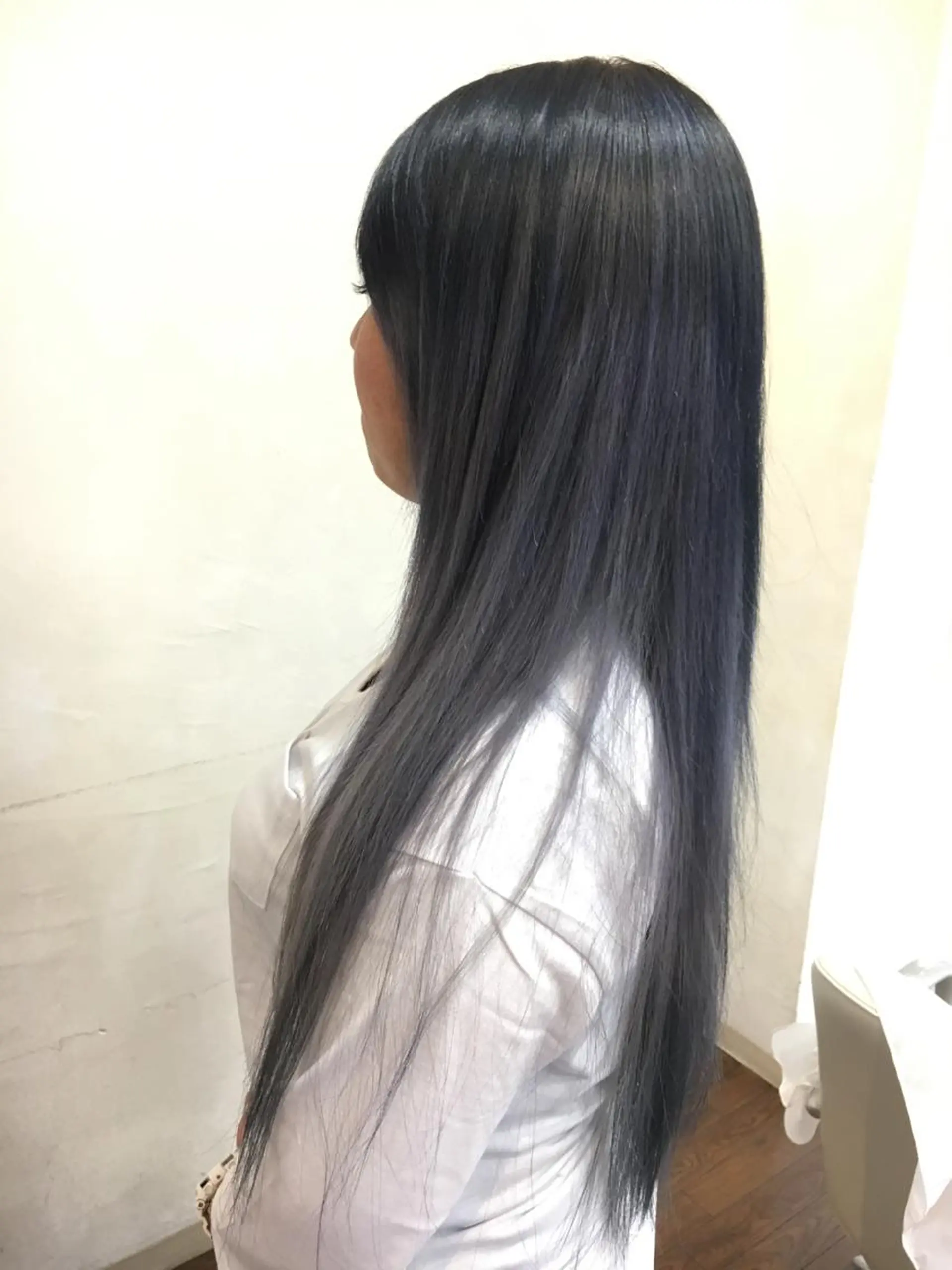 ロング カラー アッシュ ダブルカラー ラベンダーカラー ラベンダーアッシュ 萩原 博のヘアスタイル