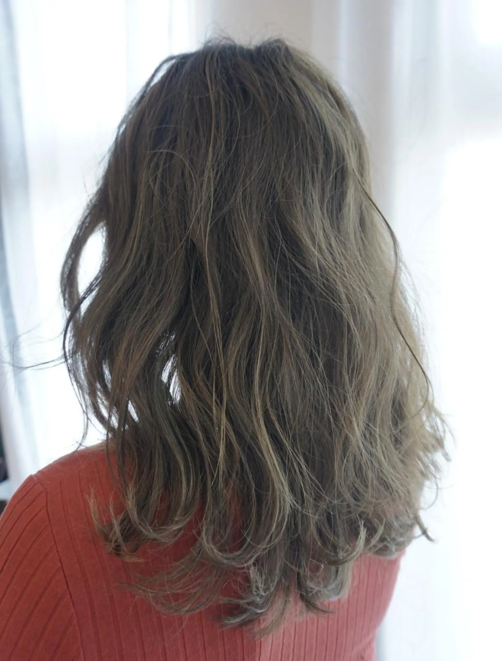 カラー ブリーチ 【熟練ヘナ美容師】 幸村　龍のヘアスタイル