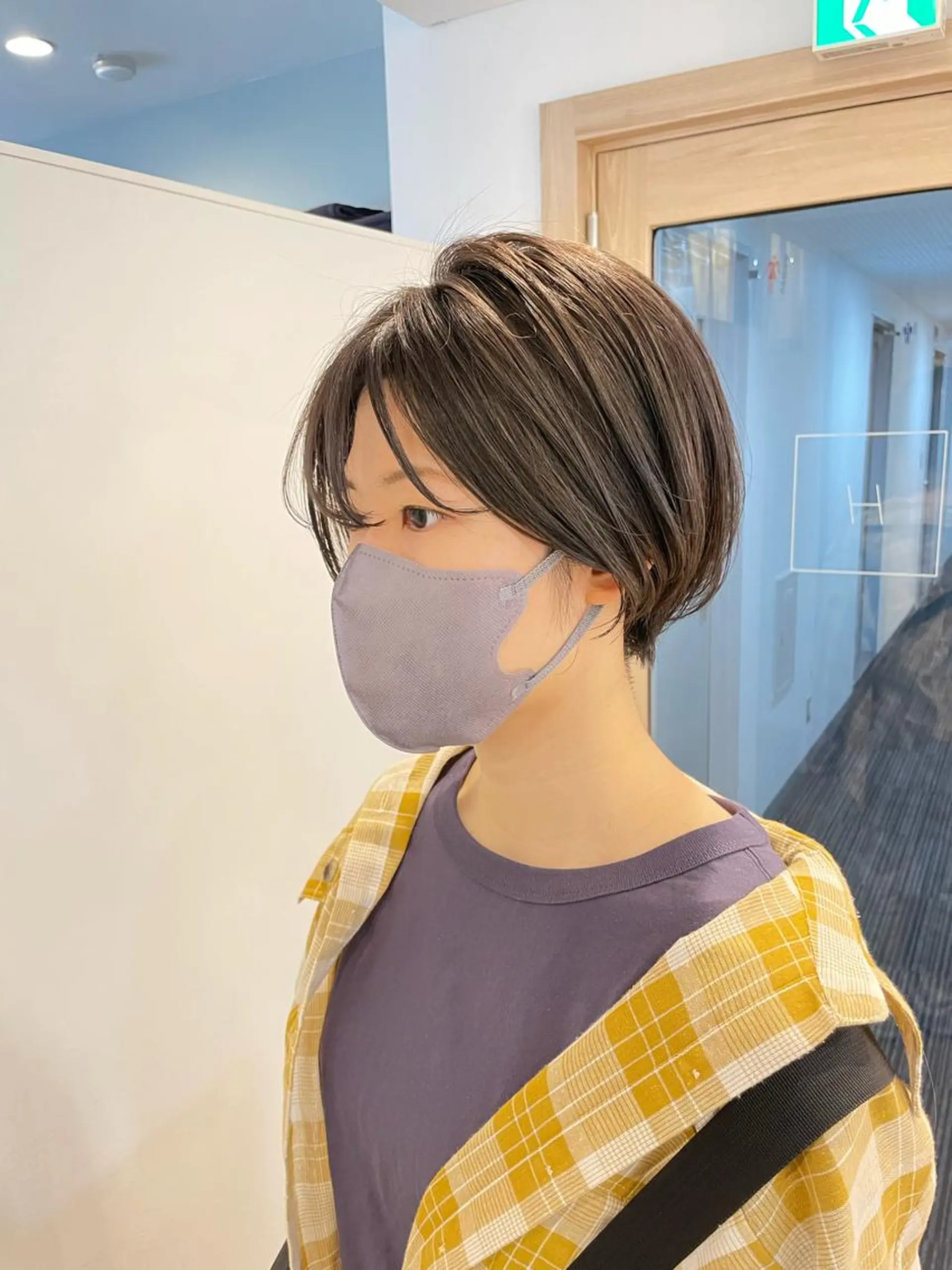 ショート カット ヘアカラー トリートメント 大迫 江梨のヘアスタイル