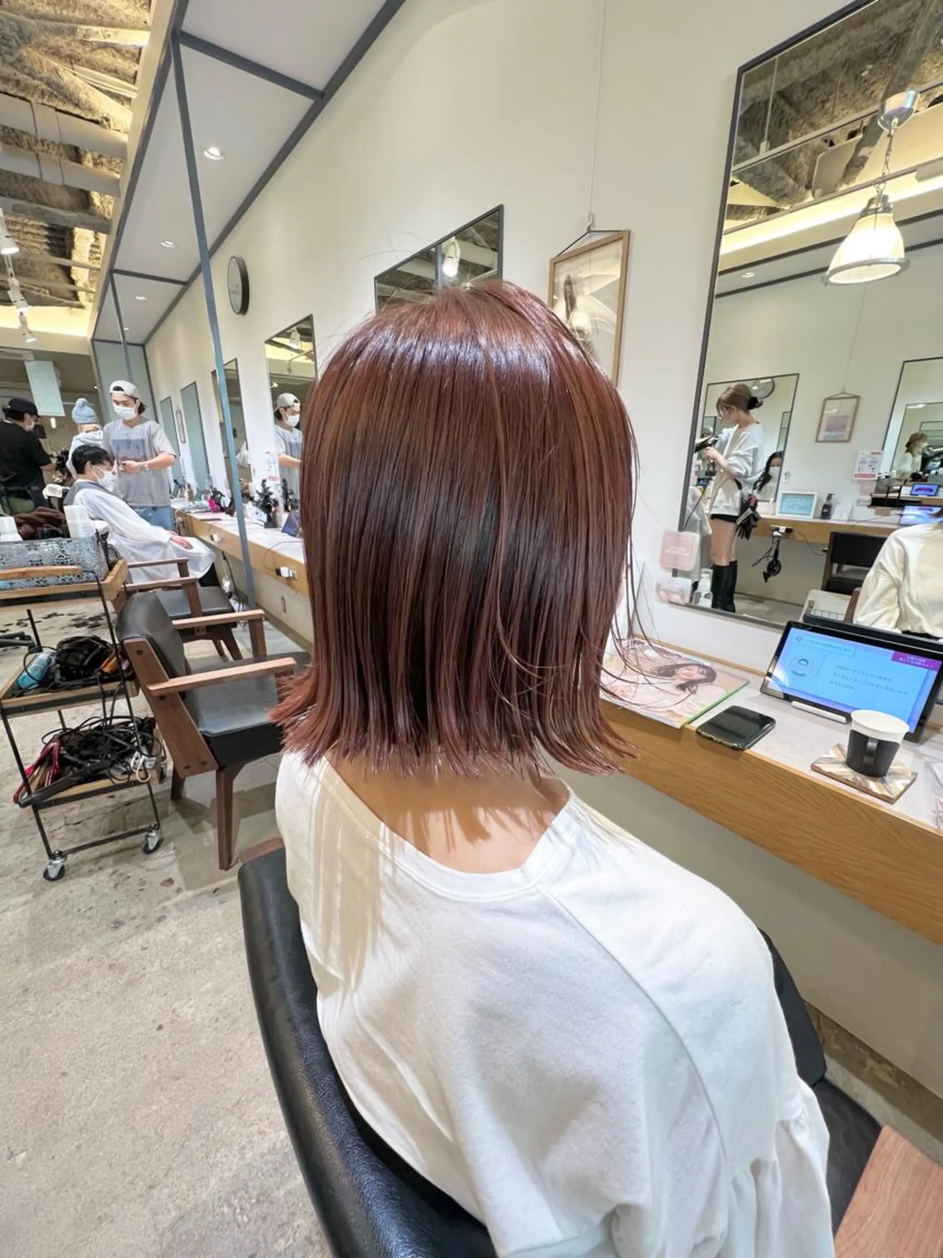 ショート カラー 切りっぱなしボブ ボブ カット ヘアカラー Kana 🍋 ハイトーン【高円寺】のヘアスタイル