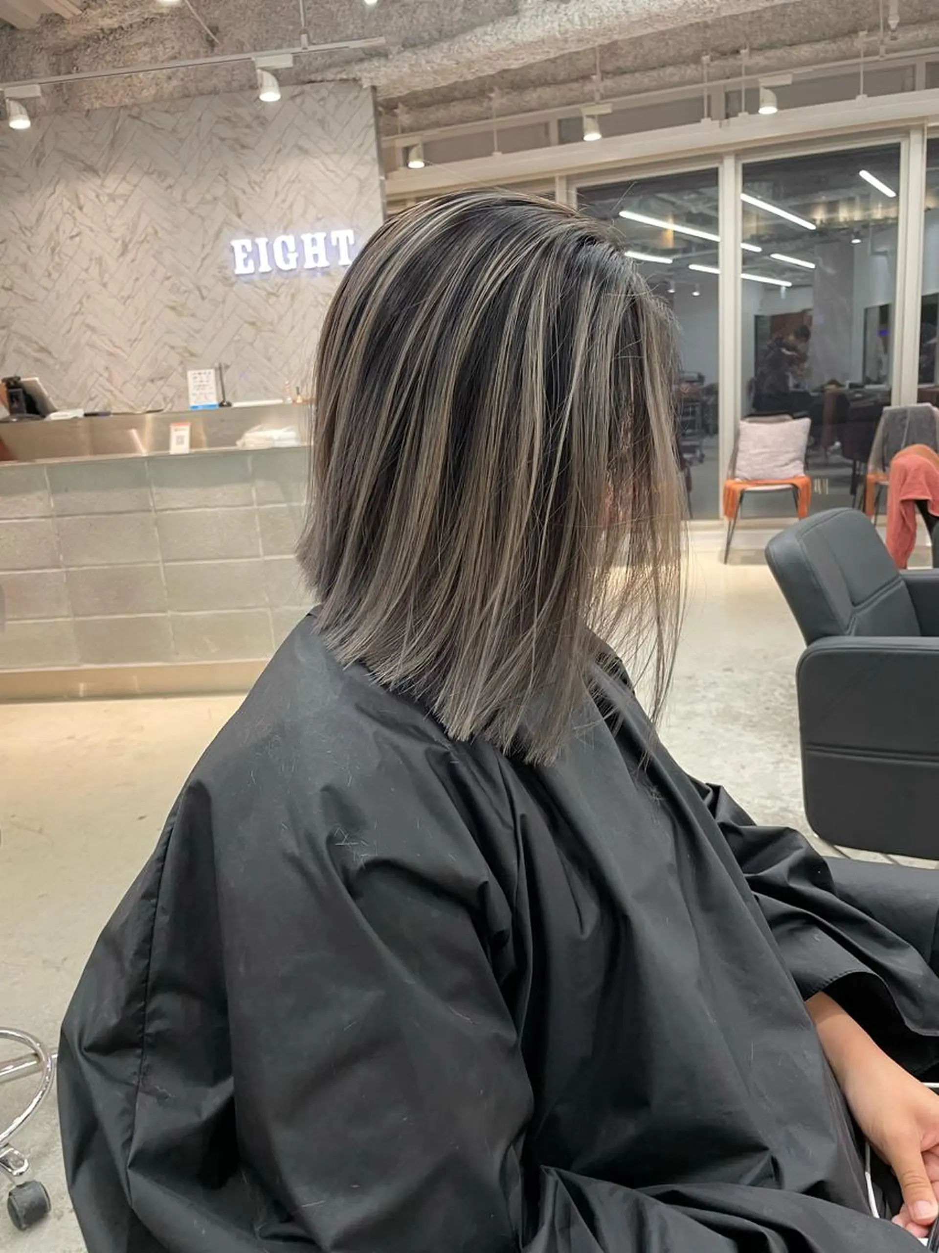 ショート カラー ヘアアレンジ バレイヤージュ レイヤーカット カット ヘアカラー トリートメント 🎗秋山勇 /三宮指名No.1のヘアスタイル