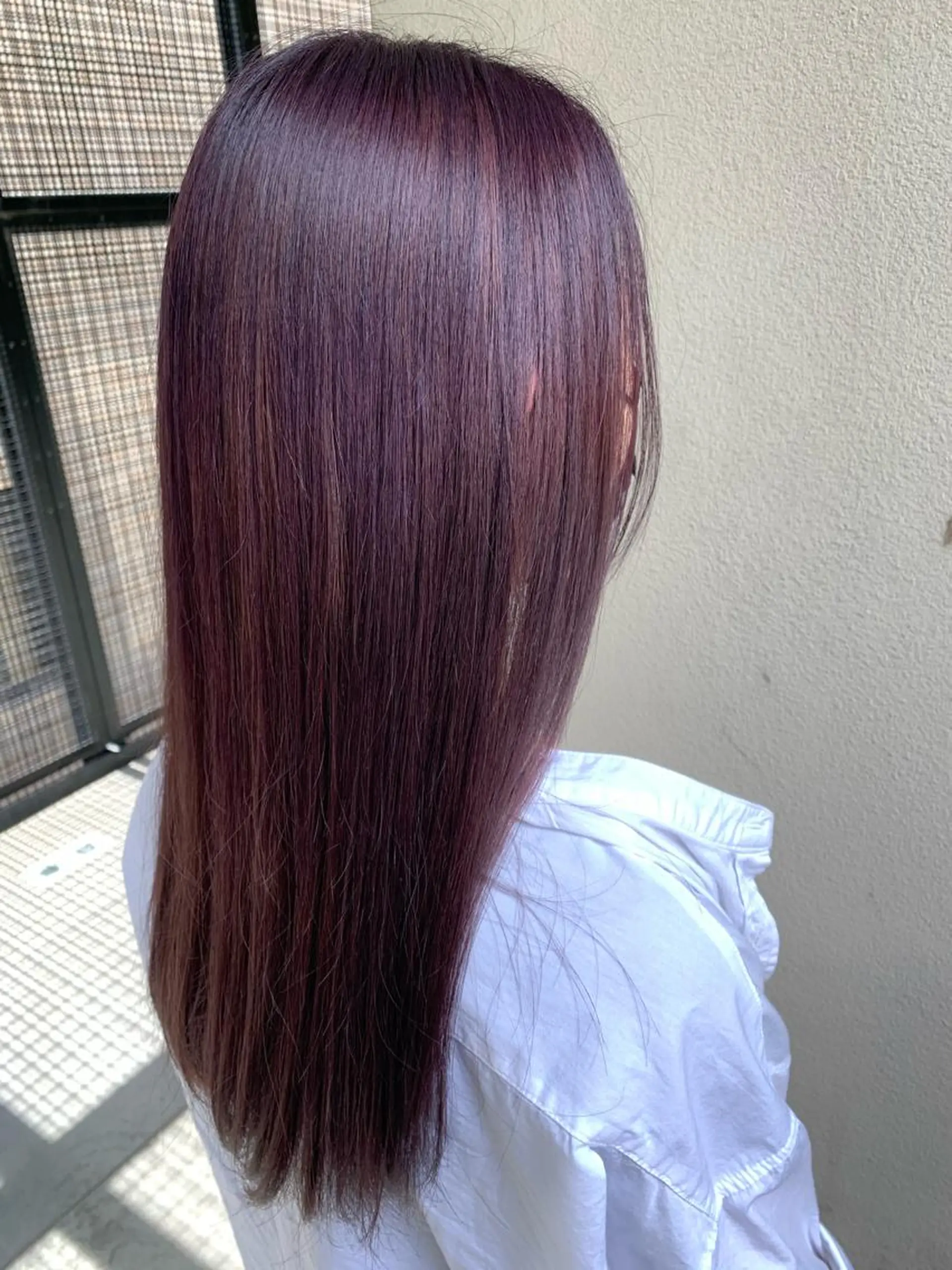 ロング パープルカラー 大内 志穂のヘアスタイル