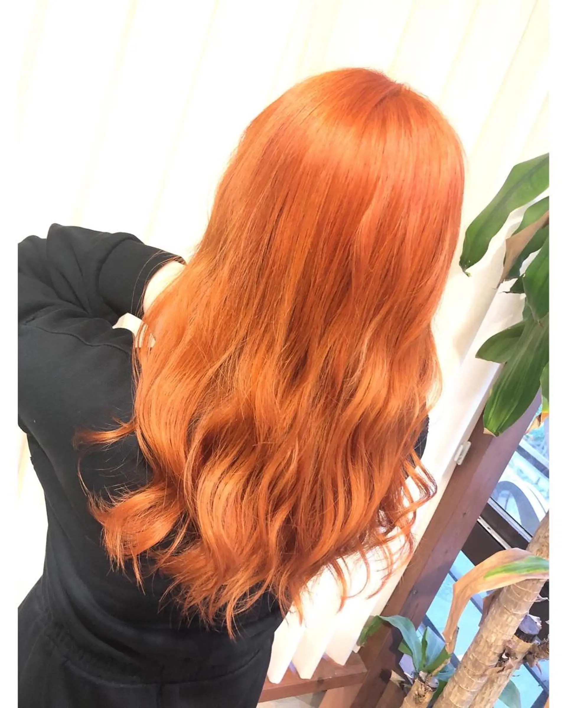 ロング カラー オレンジ ヘアカラー トリートメント 💓シールエクステ for...のヘアスタイル