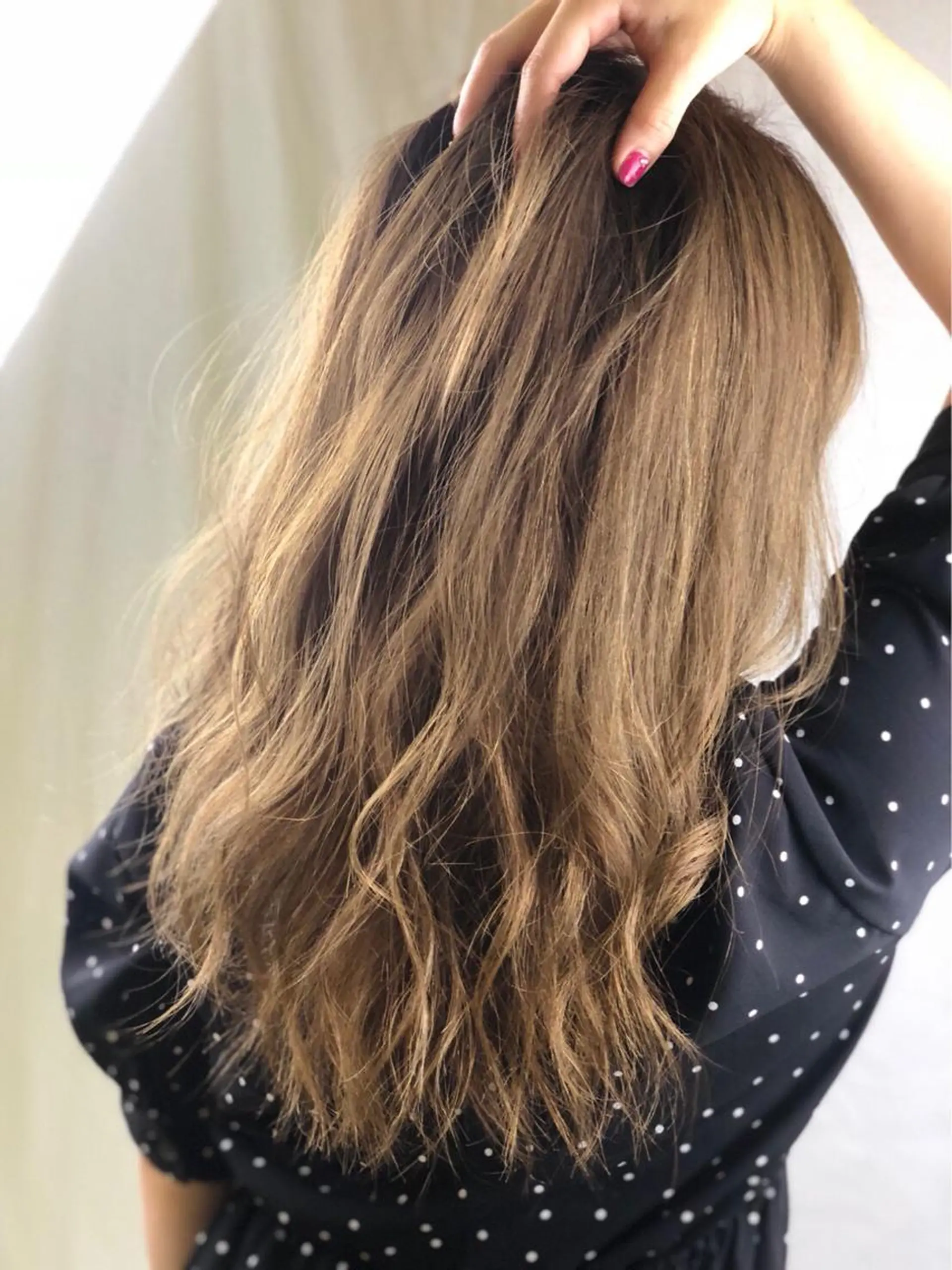 セミロング もとき ゆいなのヘアスタイル