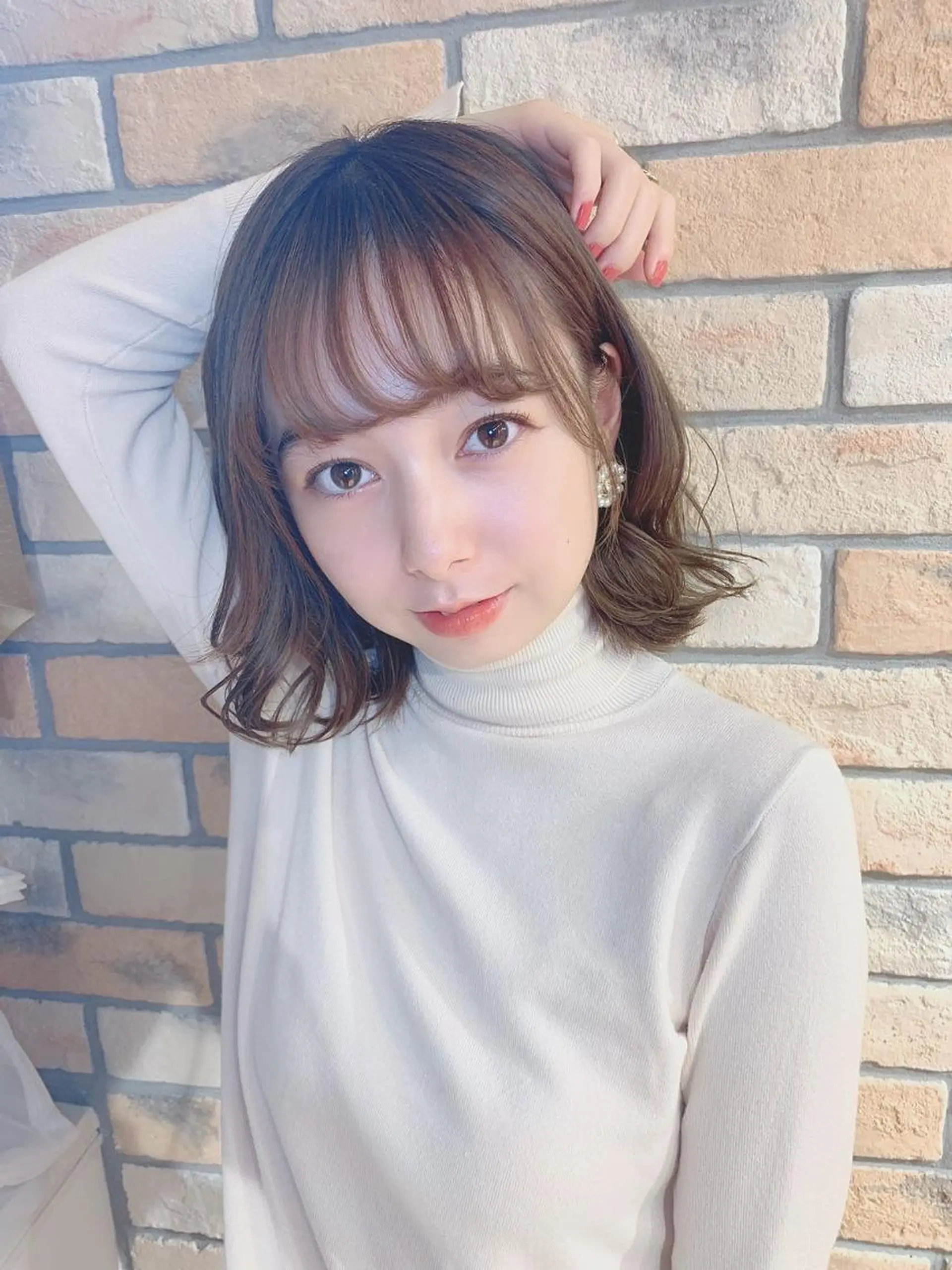 セミロング アッシュ エギョモリ フレンチガーリー 髪質改善 オン眉 公式 Ease by amble luxeのヘアスタイル