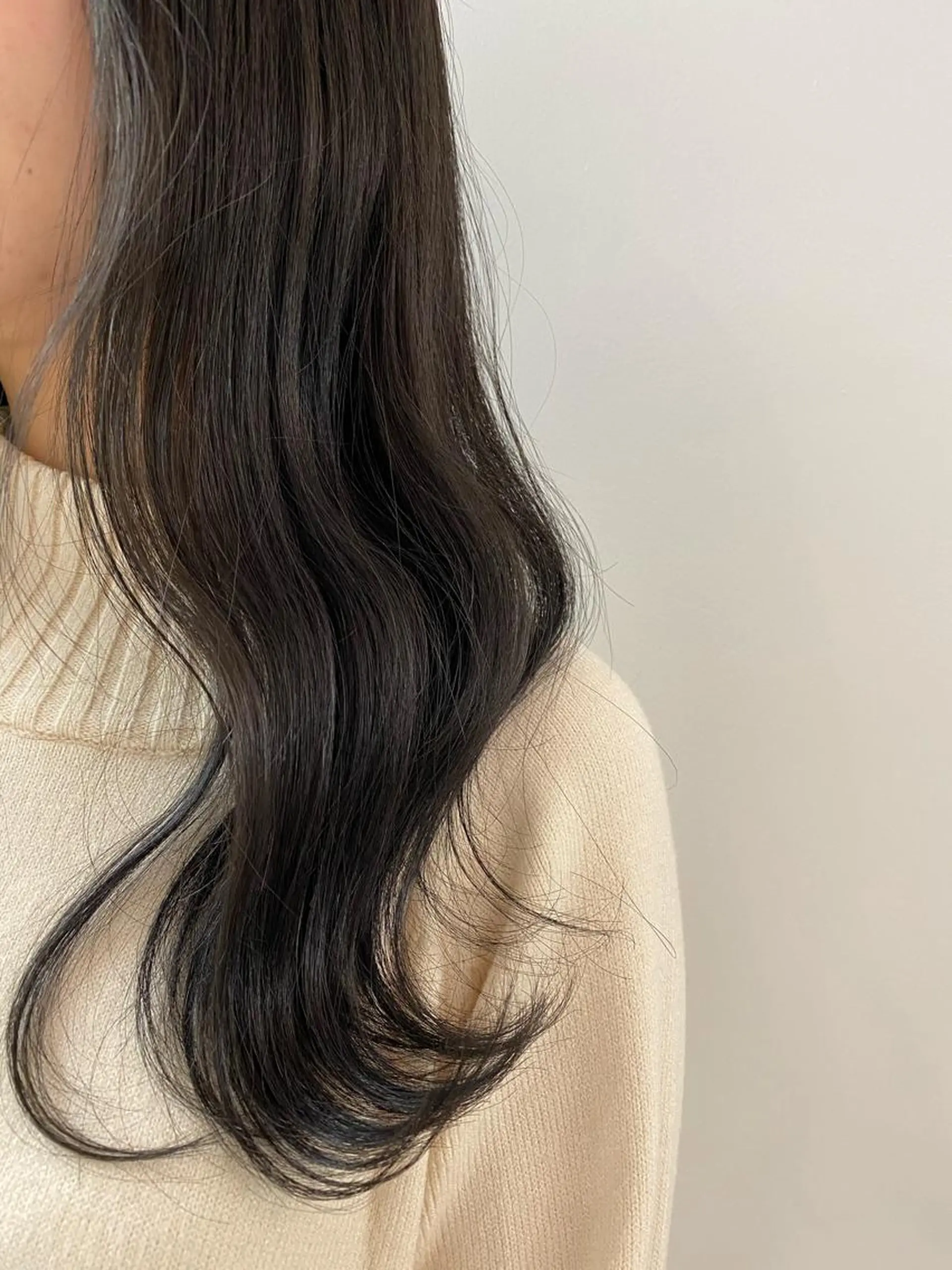 ロング カラー グレージュ ヘアカラー ハイトーン特化🌟 仲川和人のヘアスタイル