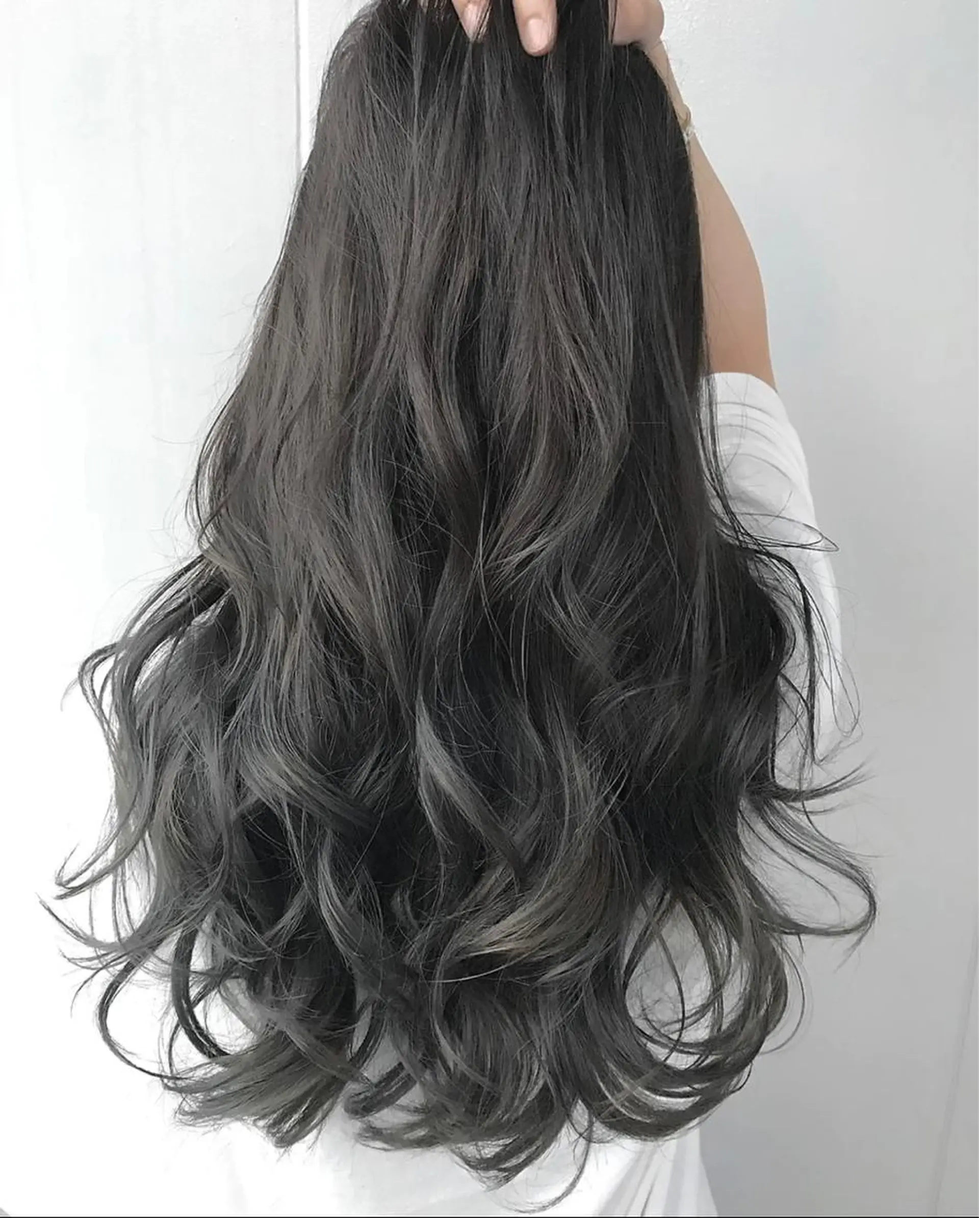 ロング ヘアカラー YOMU橿原店 上村  颯のヘアスタイル