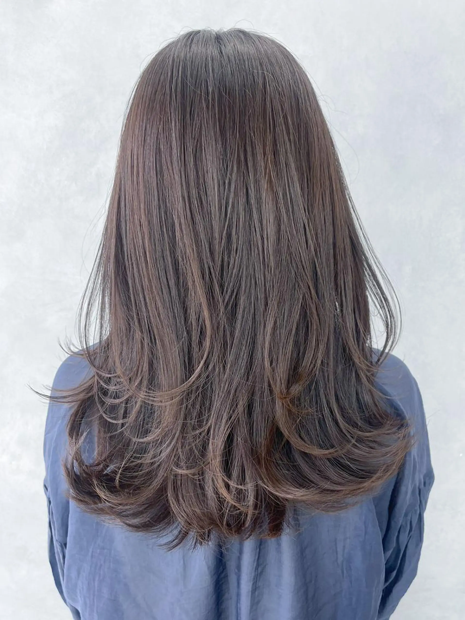 ミディアム カラー パーマ ヘアアレンジ レイヤーカット カット ヘアカラー トリートメント ITbyALBUM 下北沢店のヘアスタイル