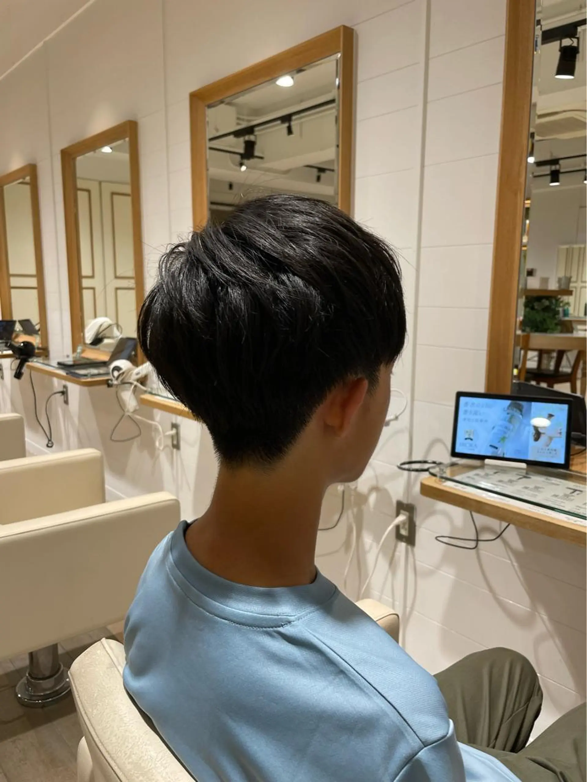 メンズ カット 🐝メンズハイライト …Rioのヘアスタイル