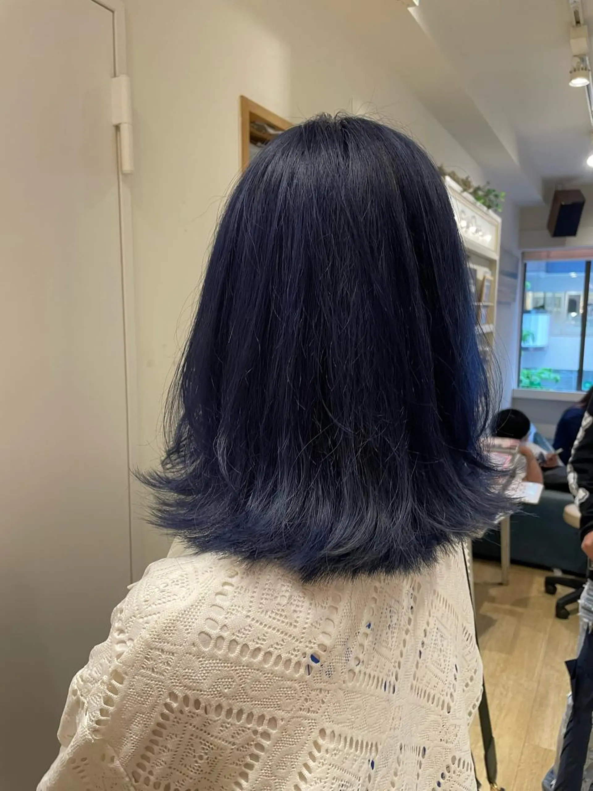 ロング カラー ネイビーカラー 新宿　副店長 新井彩斗のヘアスタイル