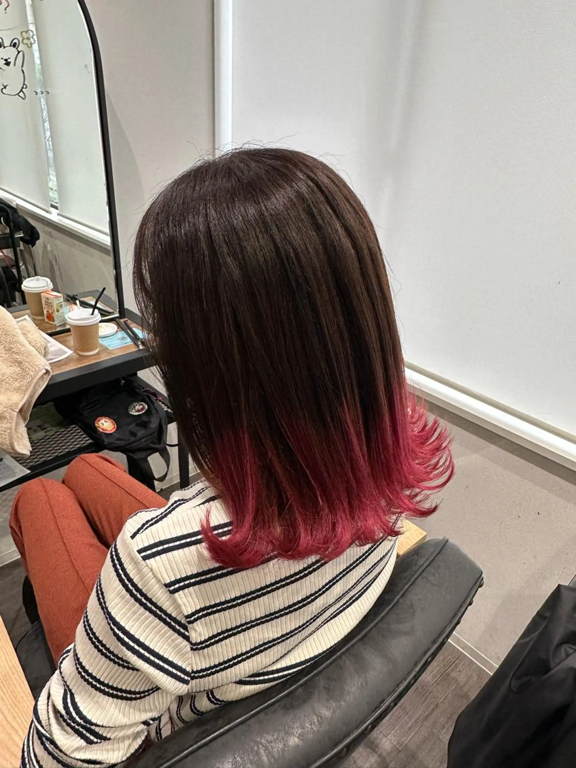セミロング カラー ピンクカラー カット ヘアカラー トリートメント 上田 紗也のヘアスタイル