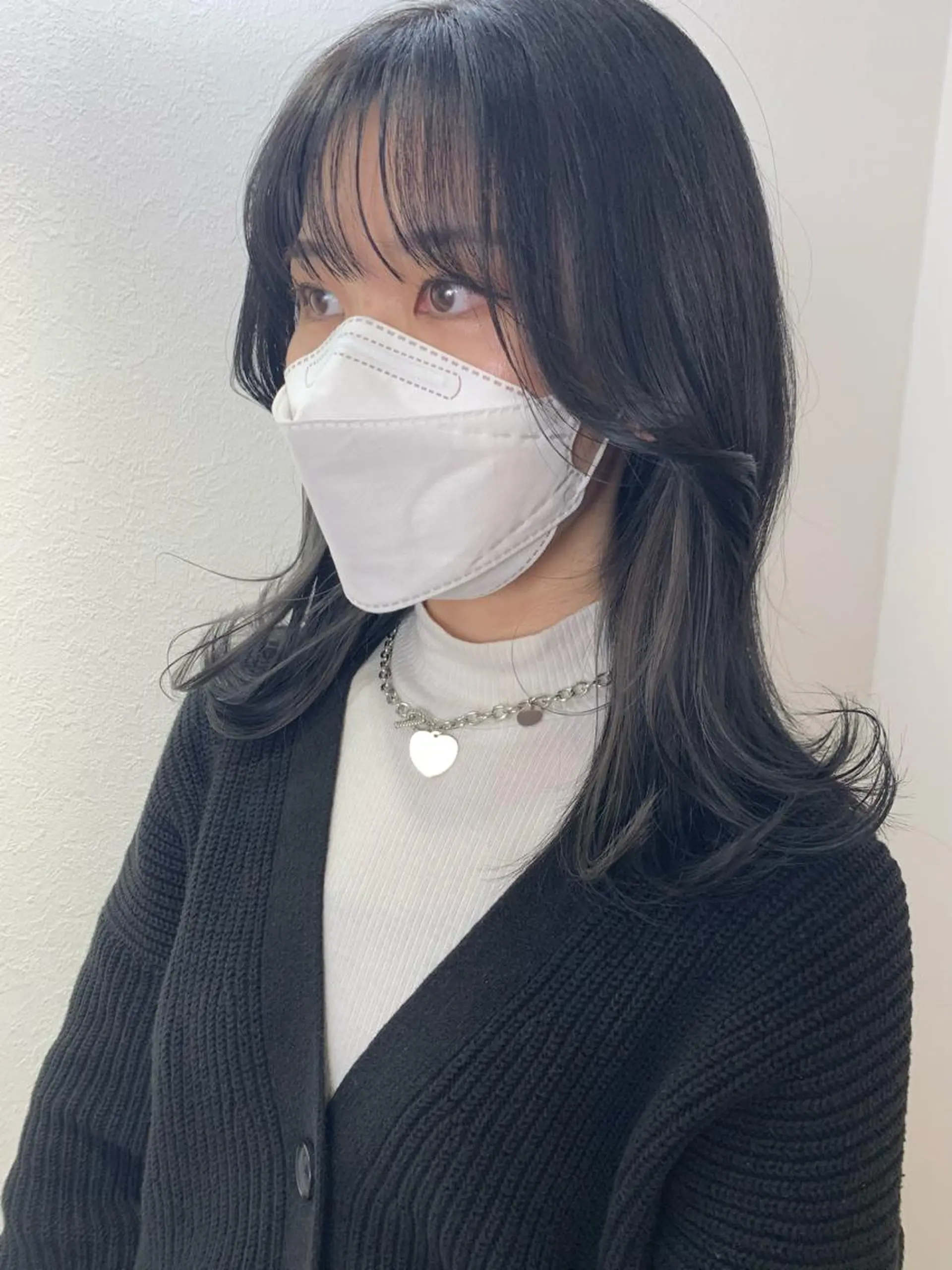 ミディアム カラー ブロンド ホワイトブロンド 遠藤沙也加 /レイヤーカットのヘアスタイル