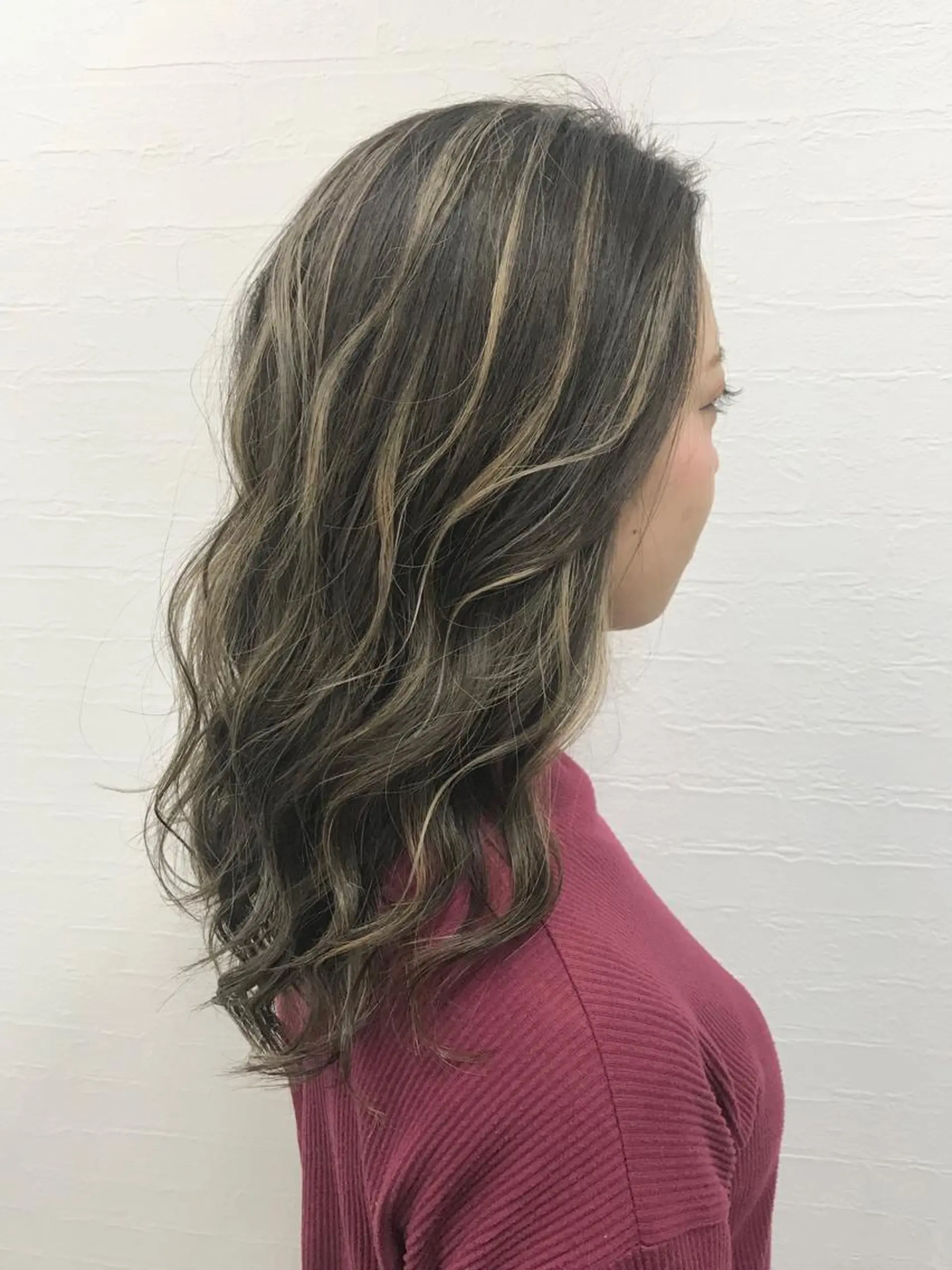 セミロング カラー ハイライトカラー ハイライト 森本 笑のヘアスタイル