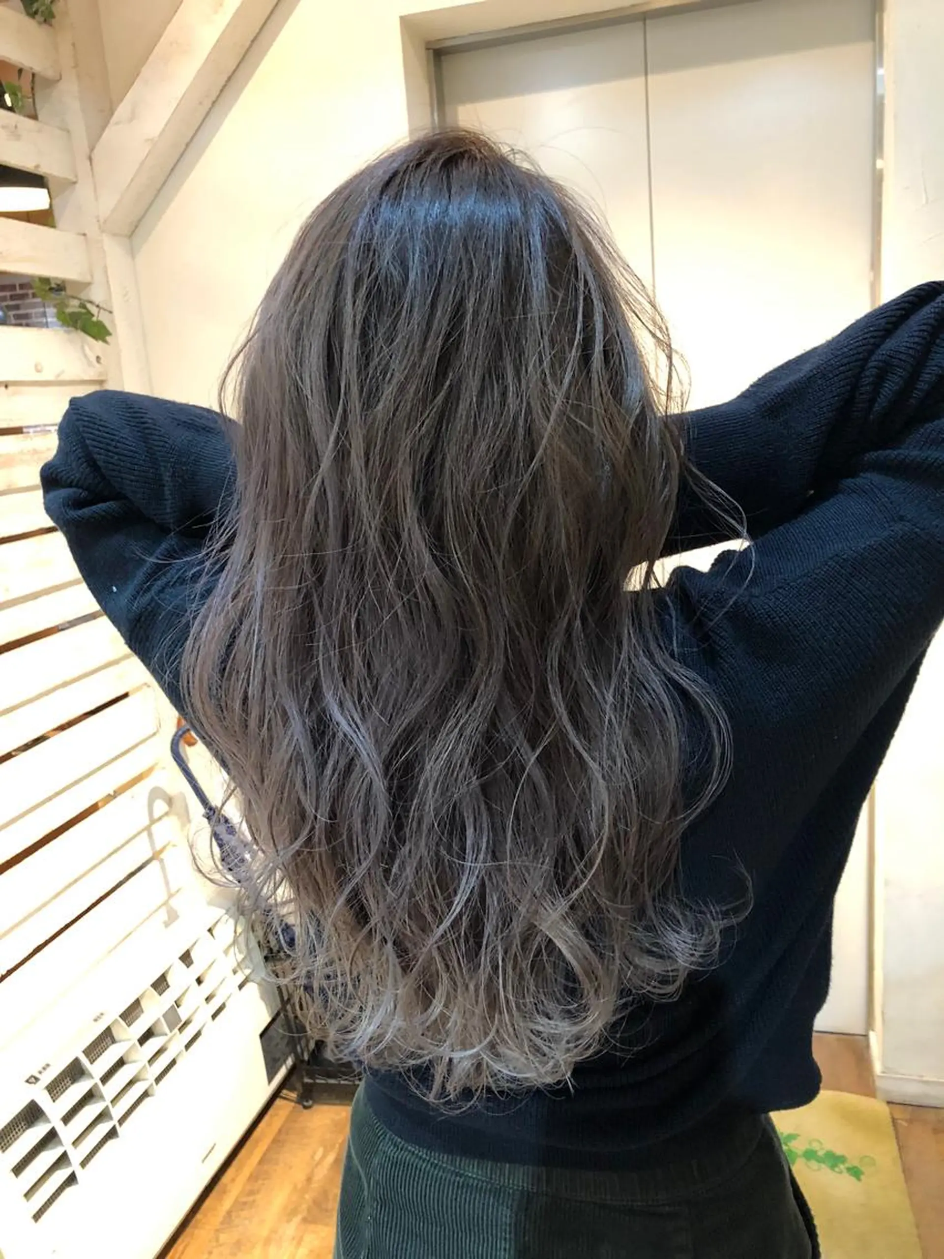 ロング カラー ヘアカラー トリートメント 木下大地 HAIR  Oneのヘアスタイル